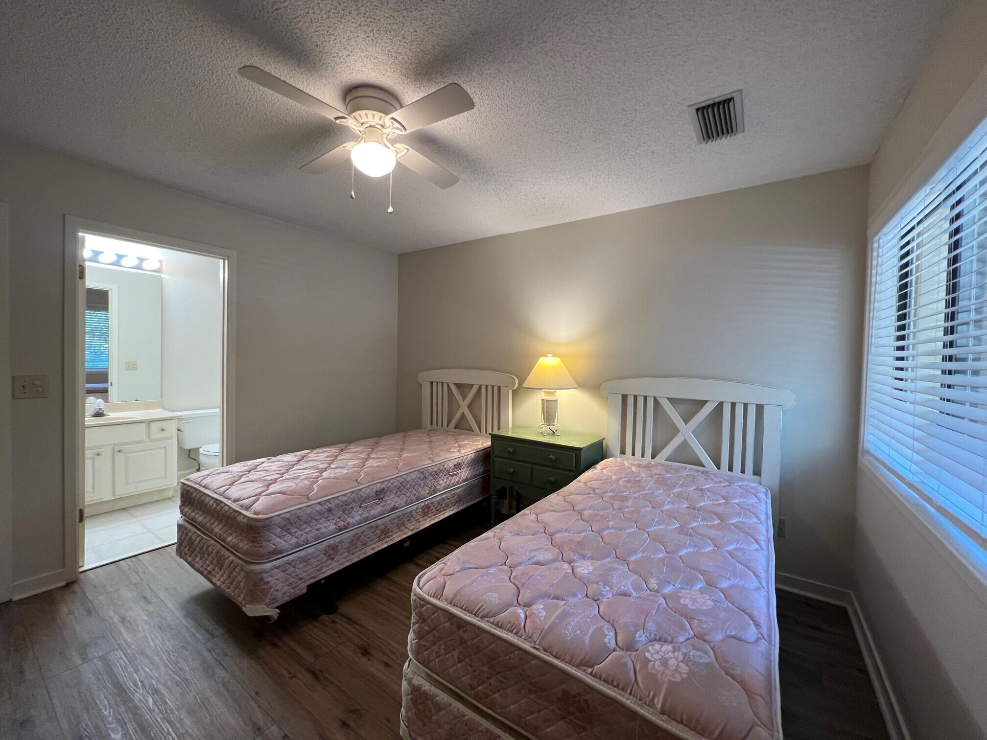 BEACHWALK VILLAS PH 04 - Residential Lease