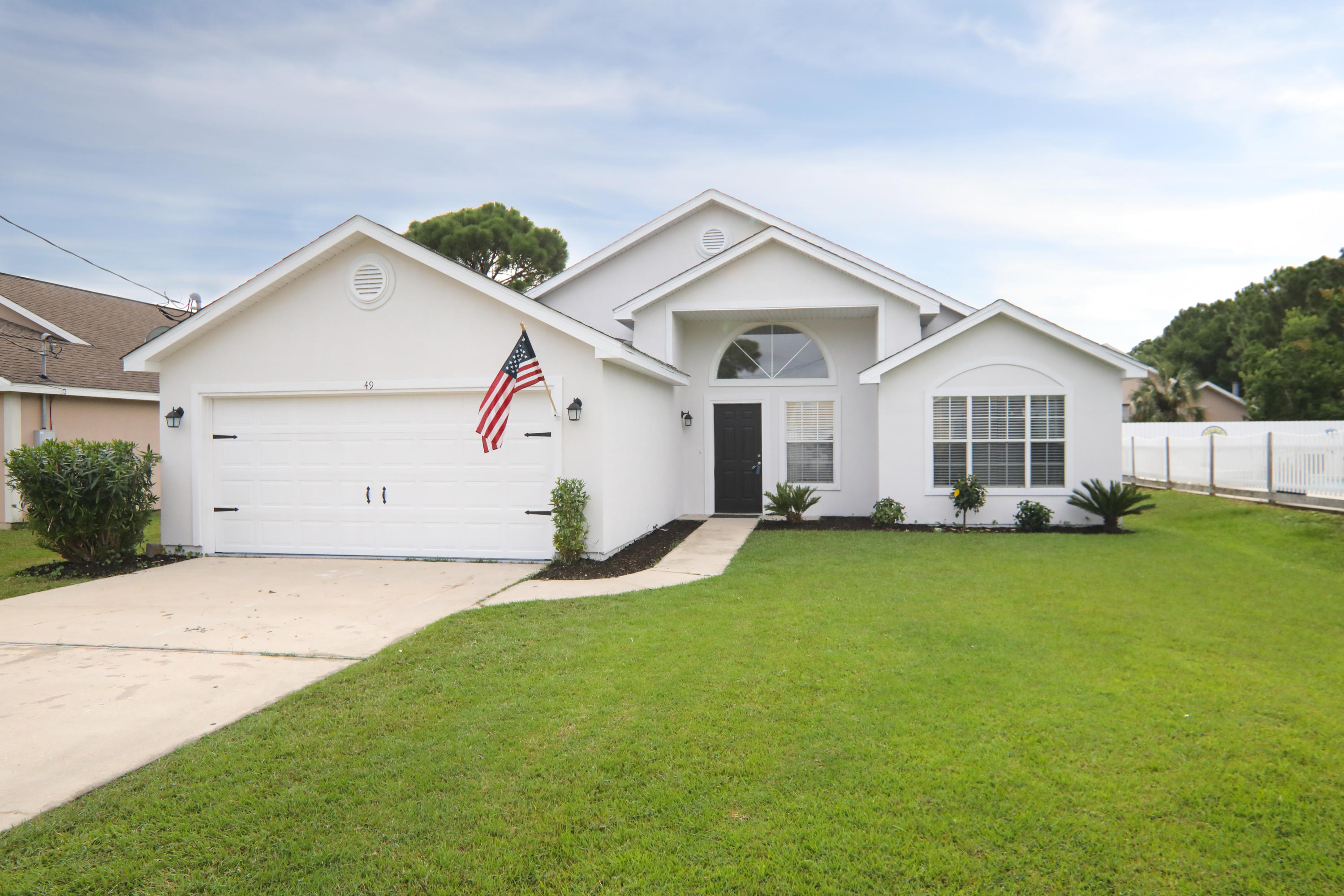 **LOOKING FOR BACK UP CONTRACT**Enjoy Florida living at its finest in this newly updated home! Updates done to this home include new: granite with glass backsplash in the kitchen, flooring, ceiling fans, light fixtures, stainless steel appliances, and interior & exterior paint. As you step inside the home, you will notice the open and airy cathedral ceiling overlooking a massive living area. A pair of sliding glass doors greet you at the end of this home and open out onto the covered patio. This home also features a split bedroom floorplan. The kitchen is located just off the living room and boasts a lot of countertop space, a pantry, and a convenient eat-in area. The master bedroom boasts a fabulous bathroom. The master bathroom features a garden tub, walk-in shower and double vanity.