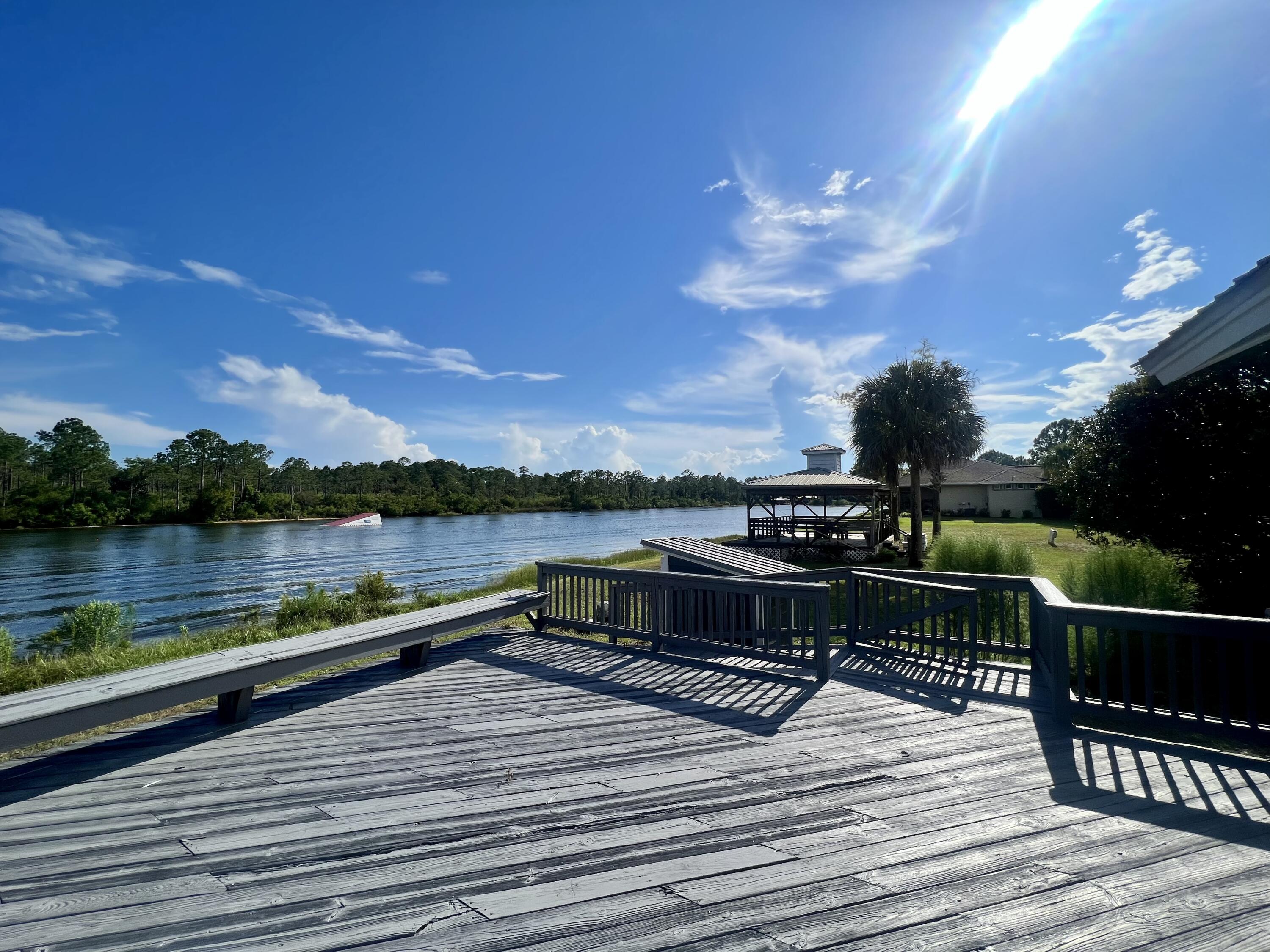 SHORTLINE LAKE ESTATES - Residential