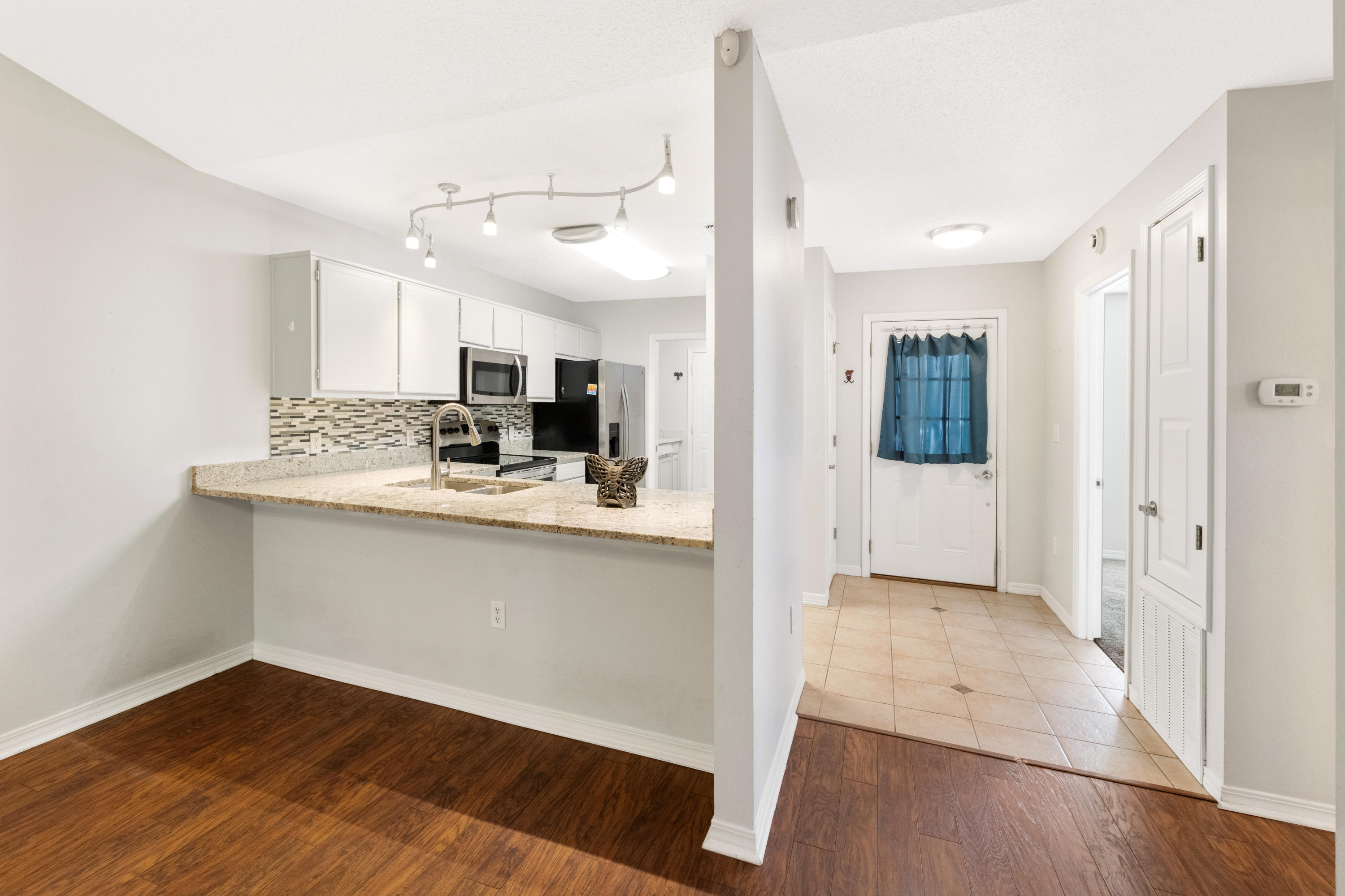 ESCADA - Residential