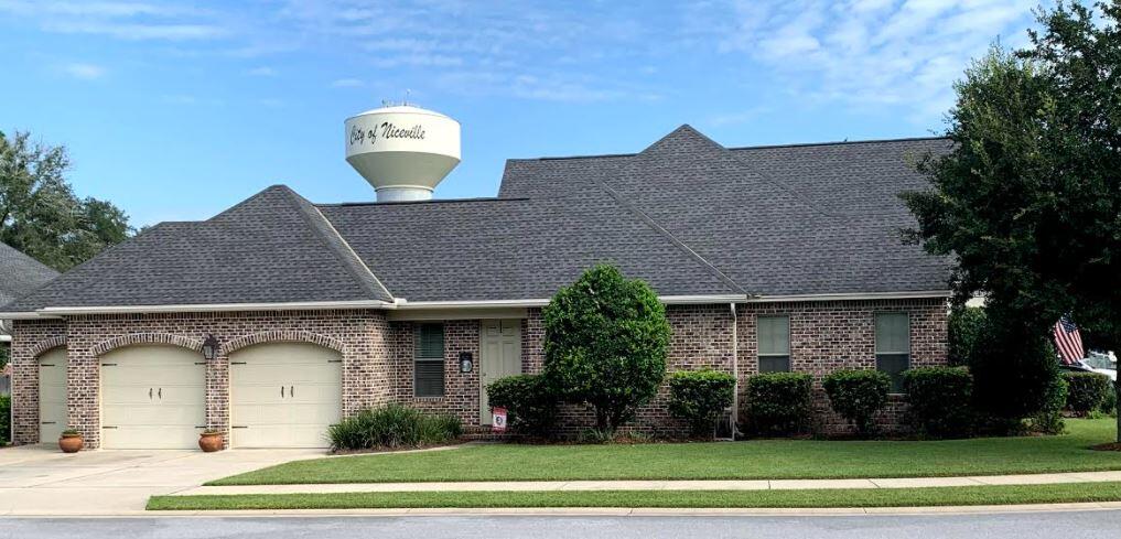 THE STABLES AT ROCKY BAYOU - Residential
