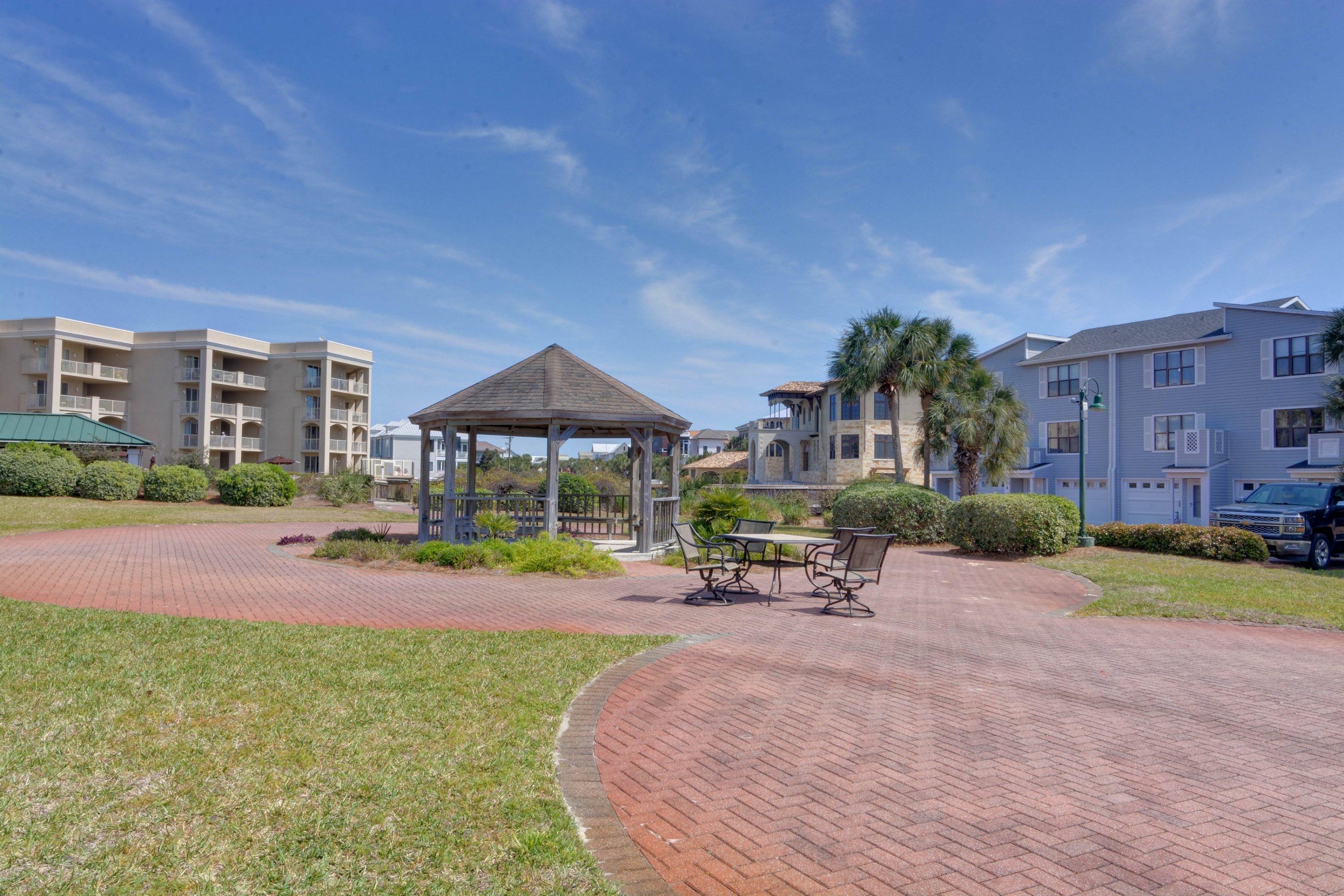 SEAHAUNTS - Residential