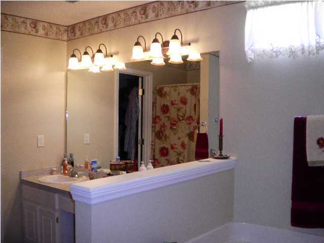 SUGAR CREEK S/D - Residential Lease