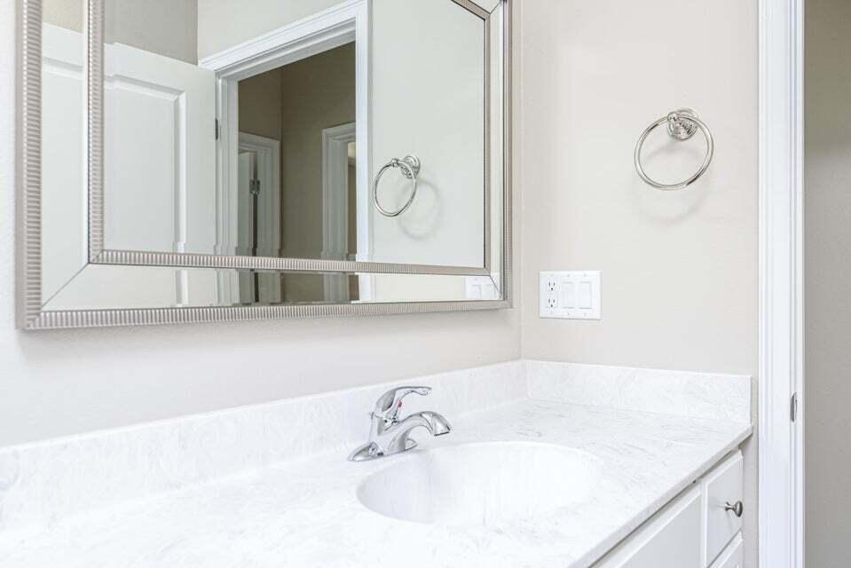 DAVIS-CLARK - Residential Lease