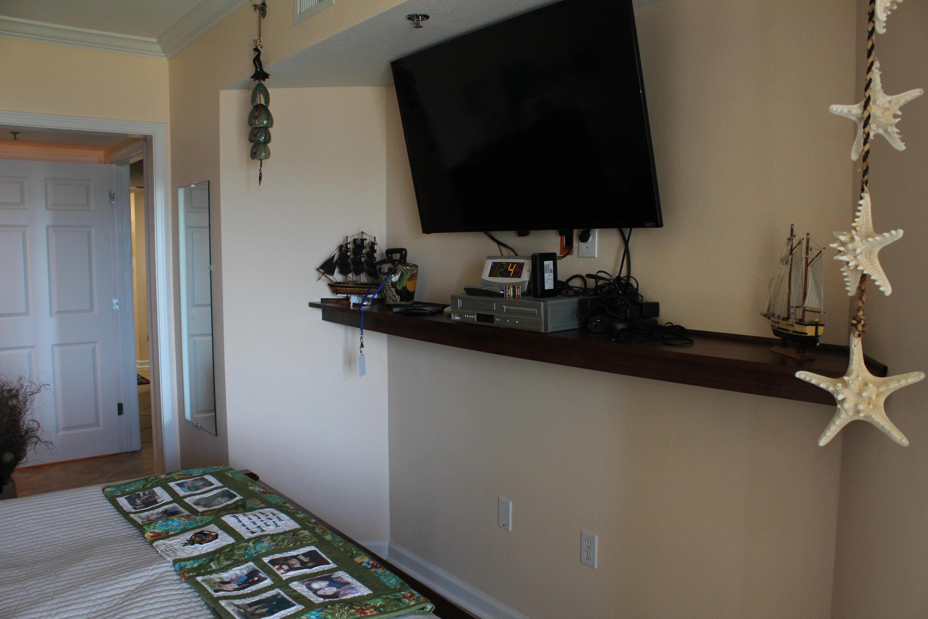 INTERCOASTAL POINTE - Residential