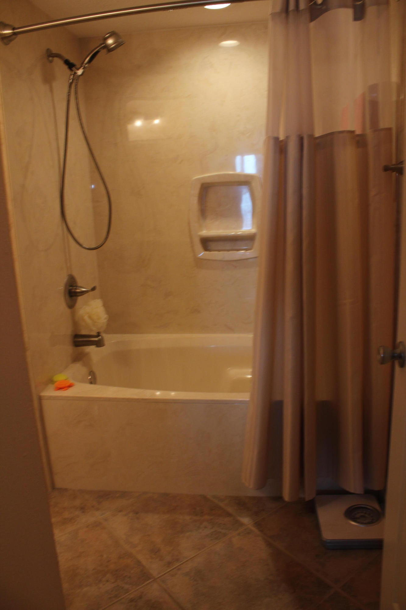 INTERCOASTAL POINTE - Residential