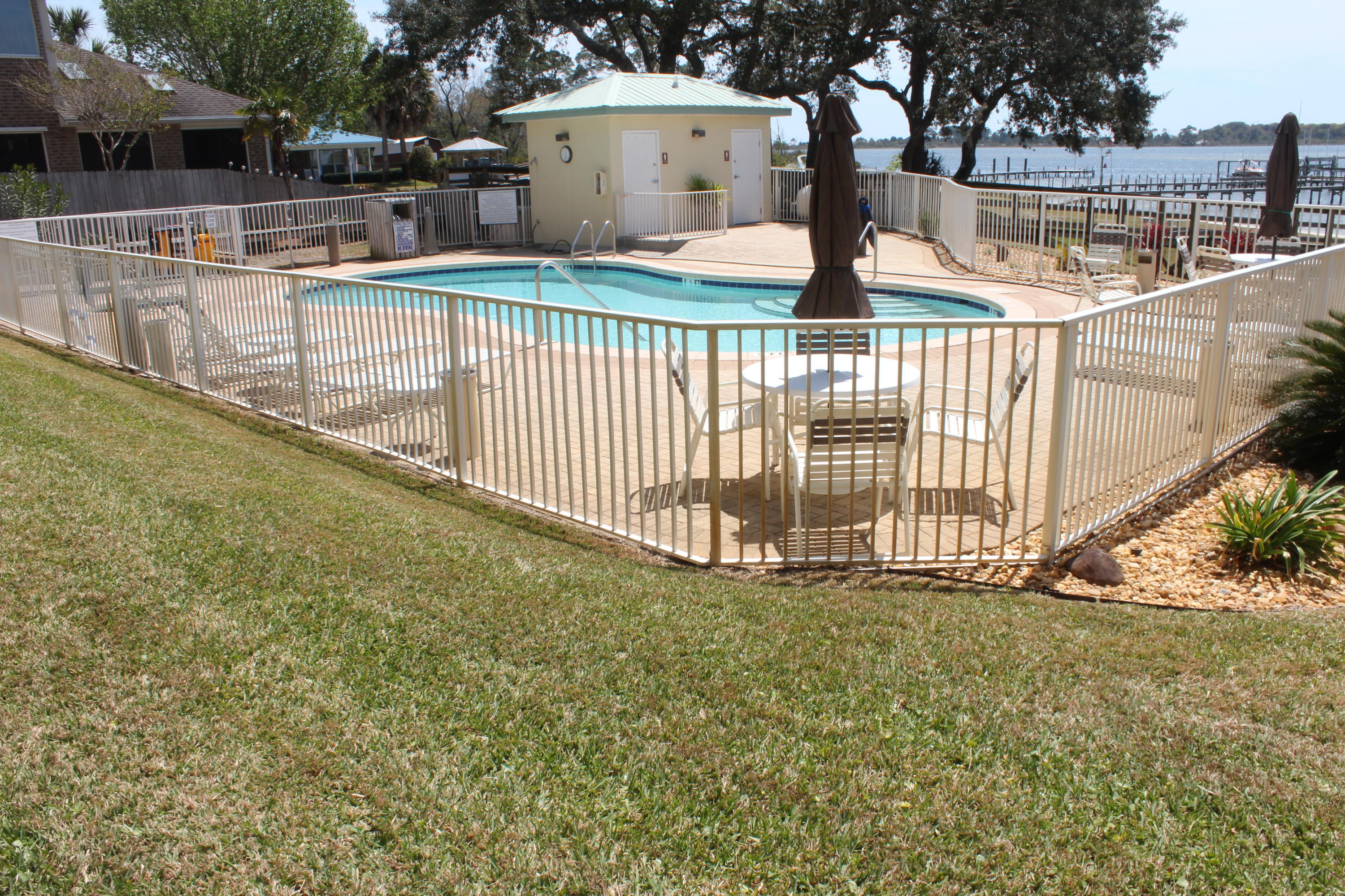 INTERCOASTAL POINTE - Residential