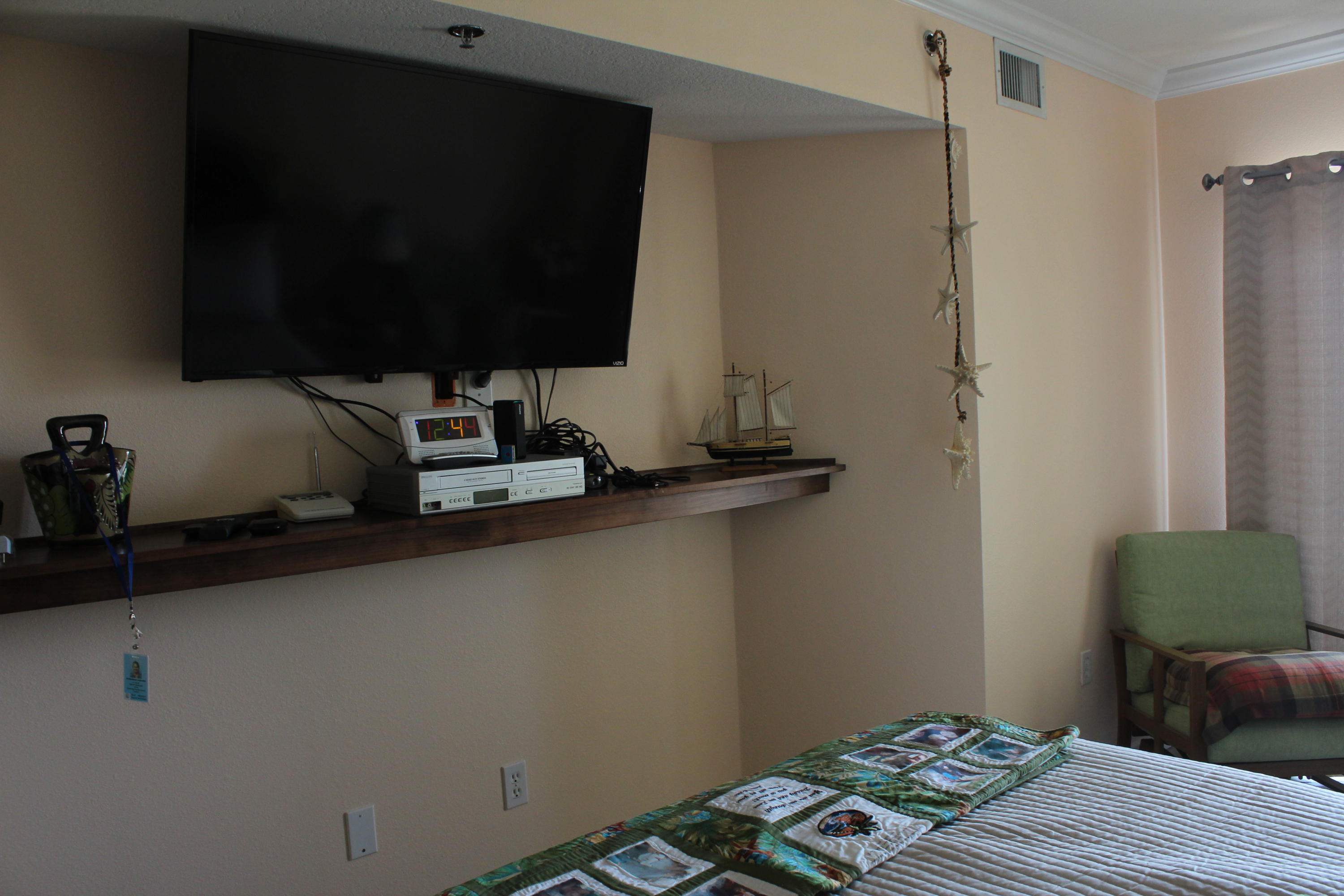 INTERCOASTAL POINTE - Residential