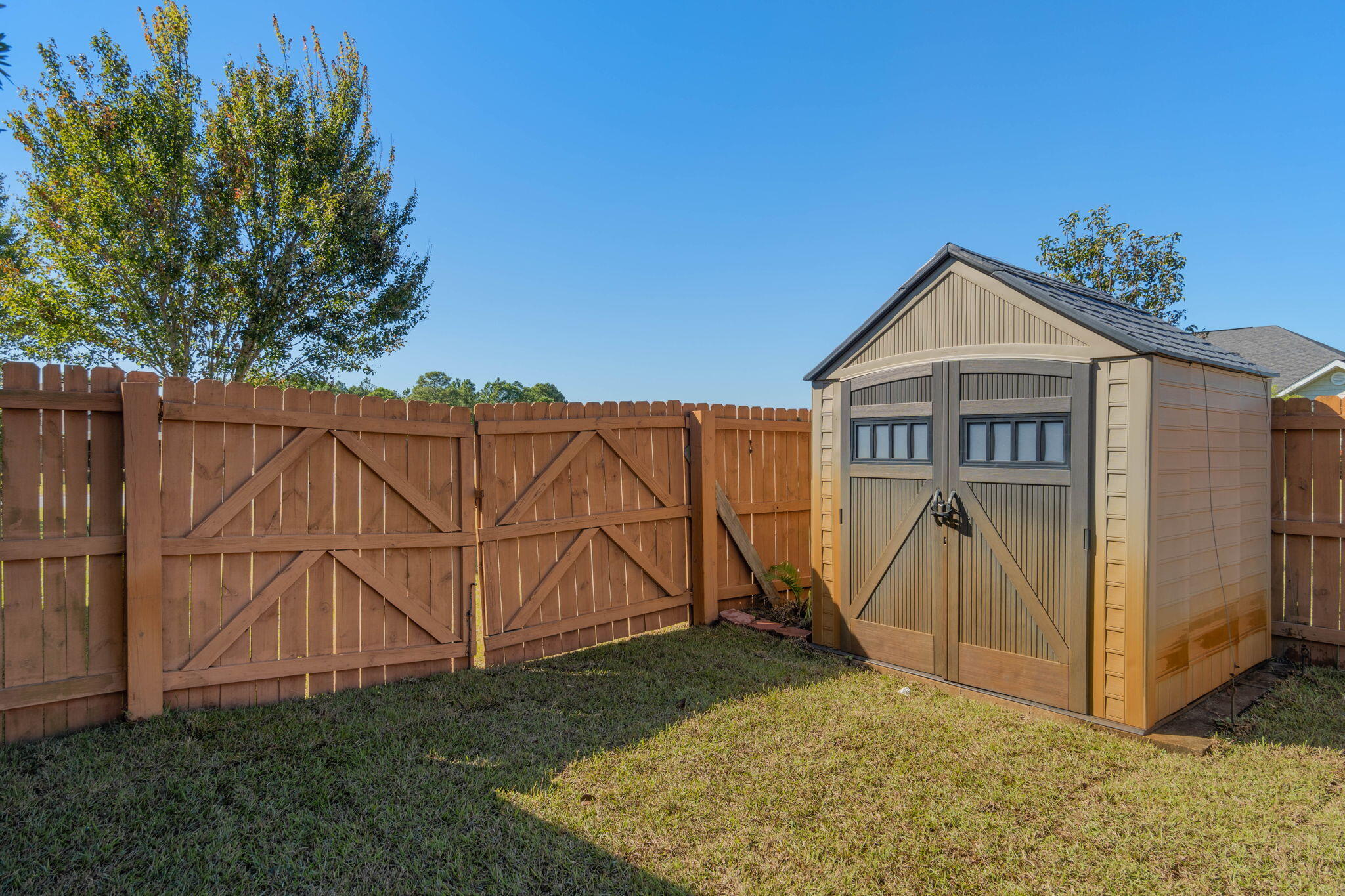 THE MEADOWS - Residential