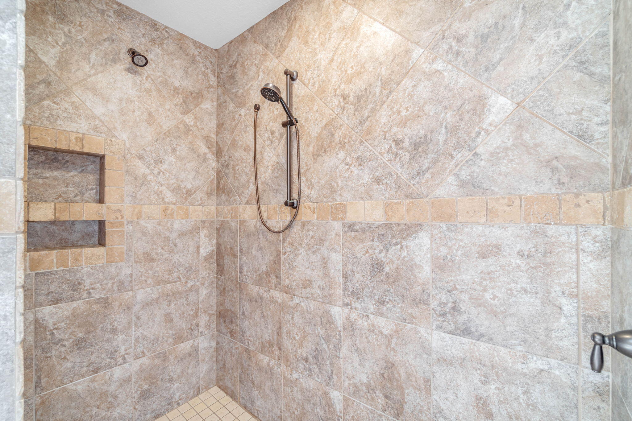 THE MEADOWS - Residential