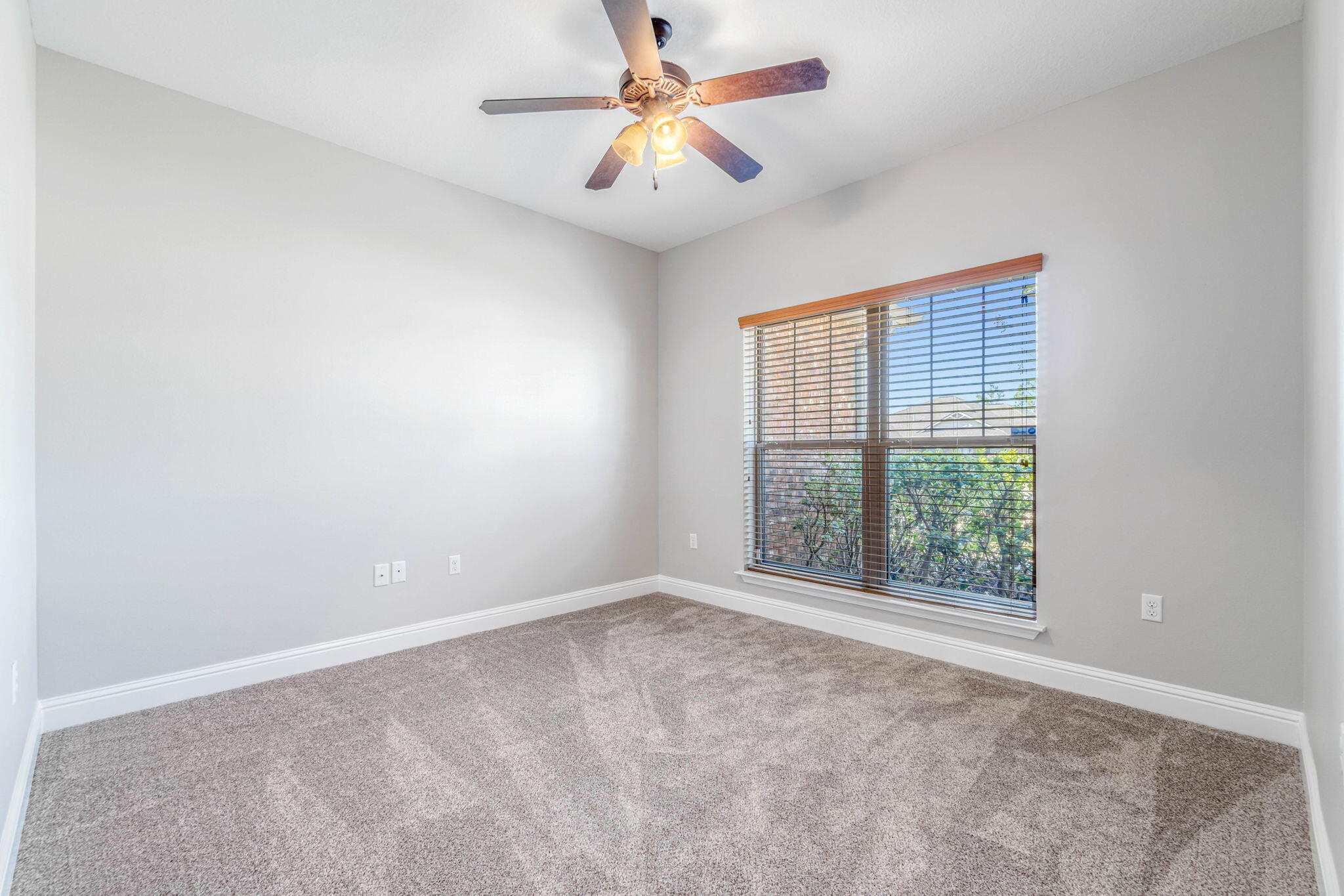 THE MEADOWS - Residential