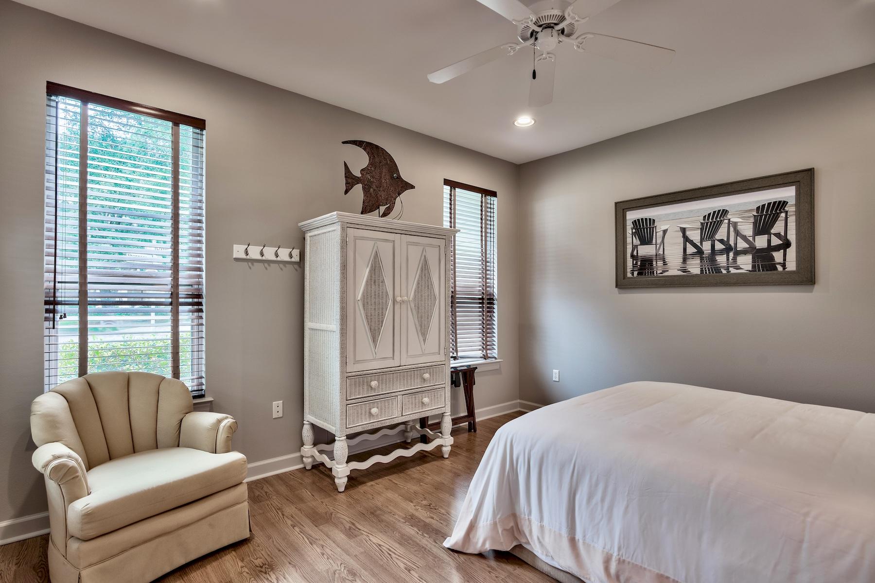 CRYSTAL LAKE AT SANDESTIN - Residential