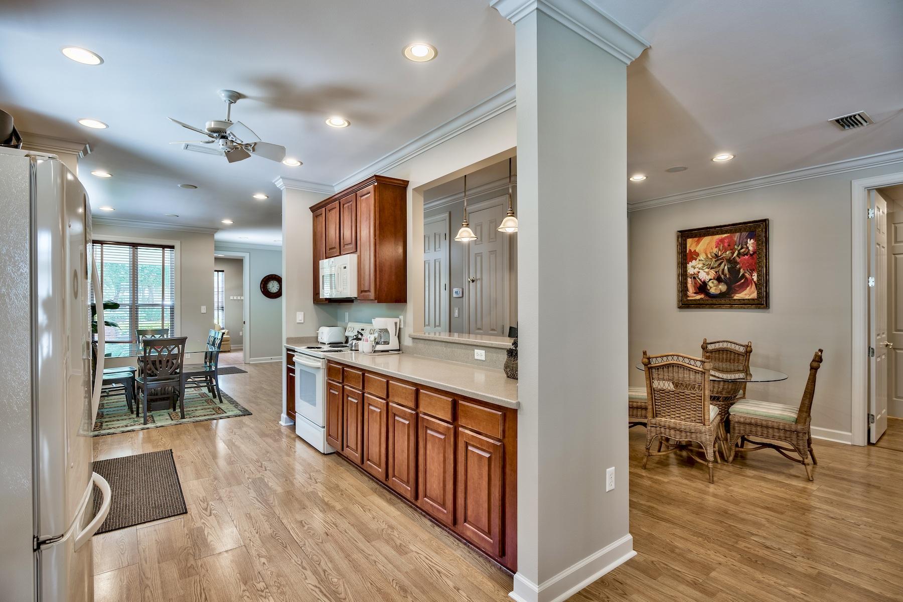 CRYSTAL LAKE AT SANDESTIN - Residential