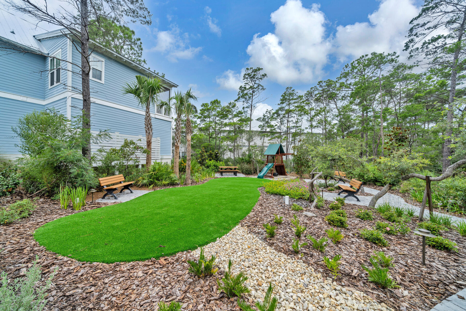 LAKESIDE AT BLUE MOUNTAIN BEACH - Residential