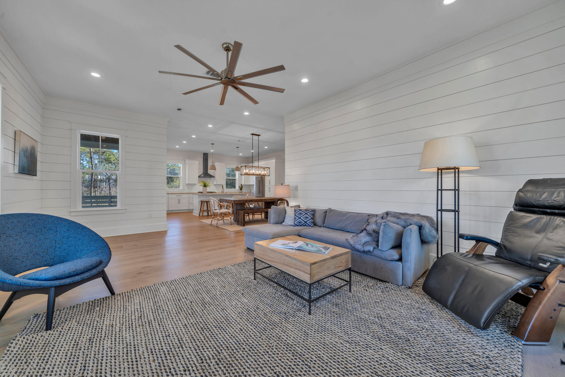 LAKESIDE AT BLUE MOUNTAIN BEACH - Residential