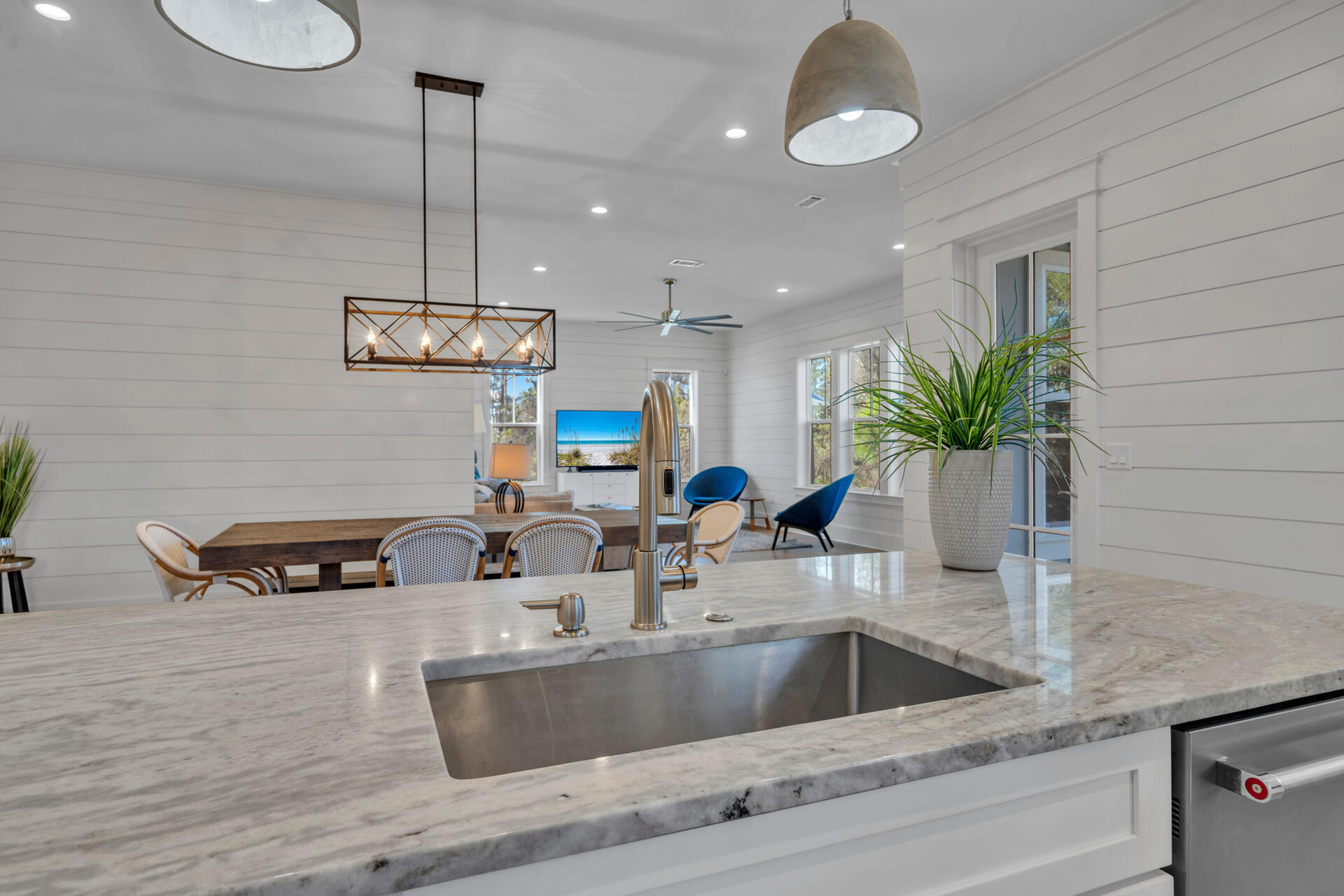 LAKESIDE AT BLUE MOUNTAIN BEACH - Residential