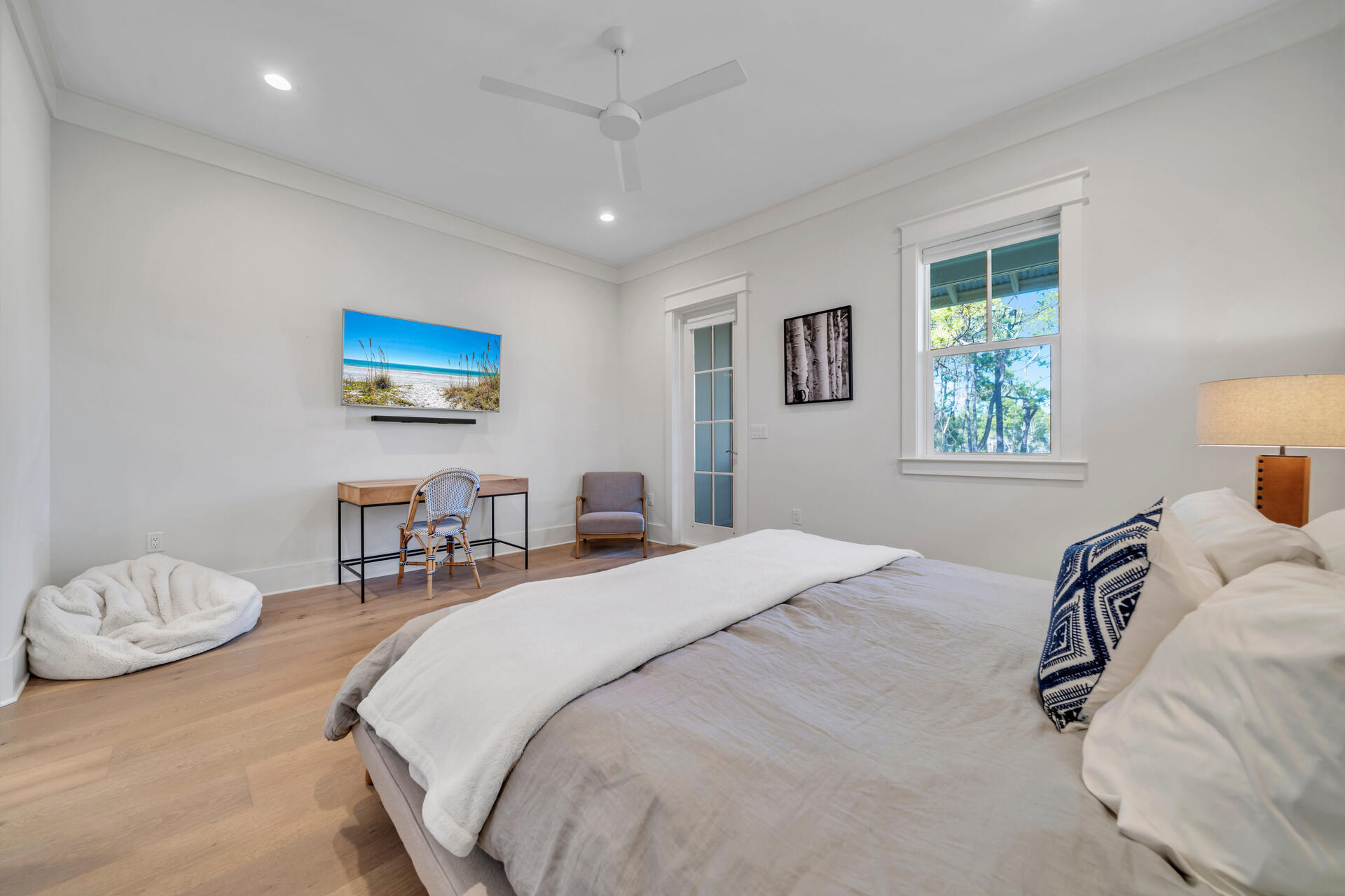 LAKESIDE AT BLUE MOUNTAIN BEACH - Residential