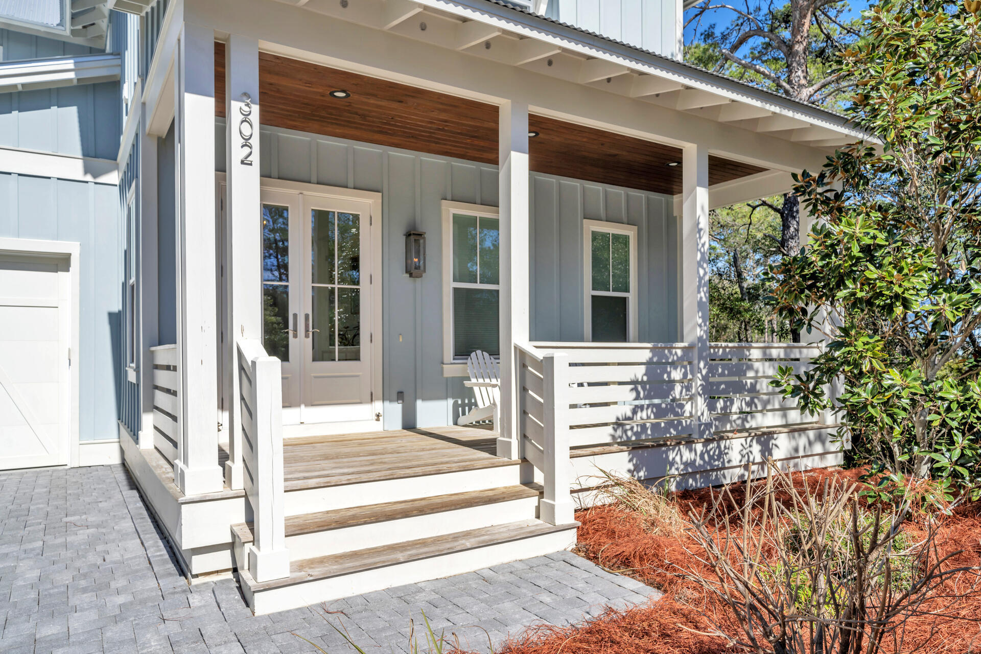 LAKESIDE AT BLUE MOUNTAIN BEACH - Residential