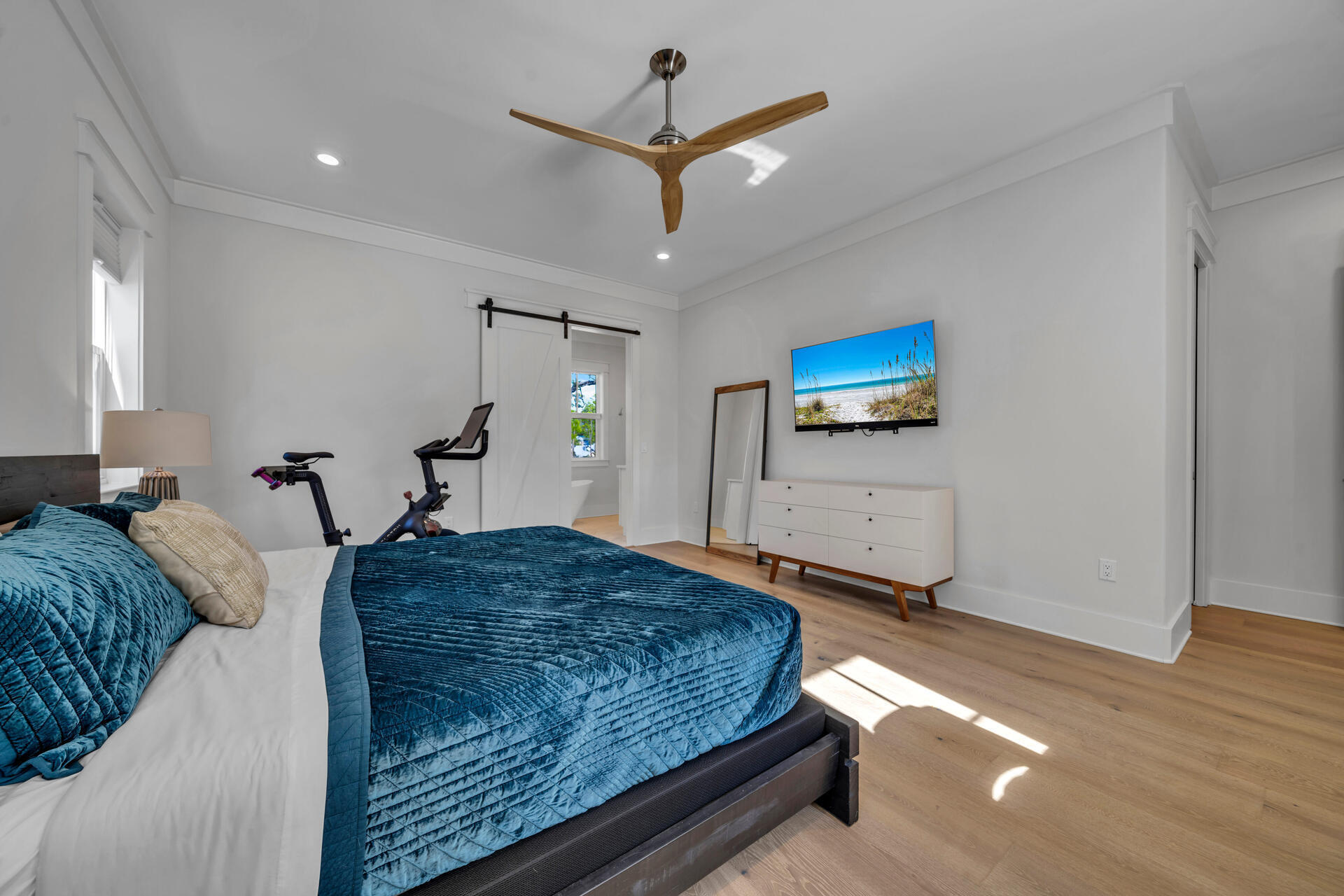 LAKESIDE AT BLUE MOUNTAIN BEACH - Residential