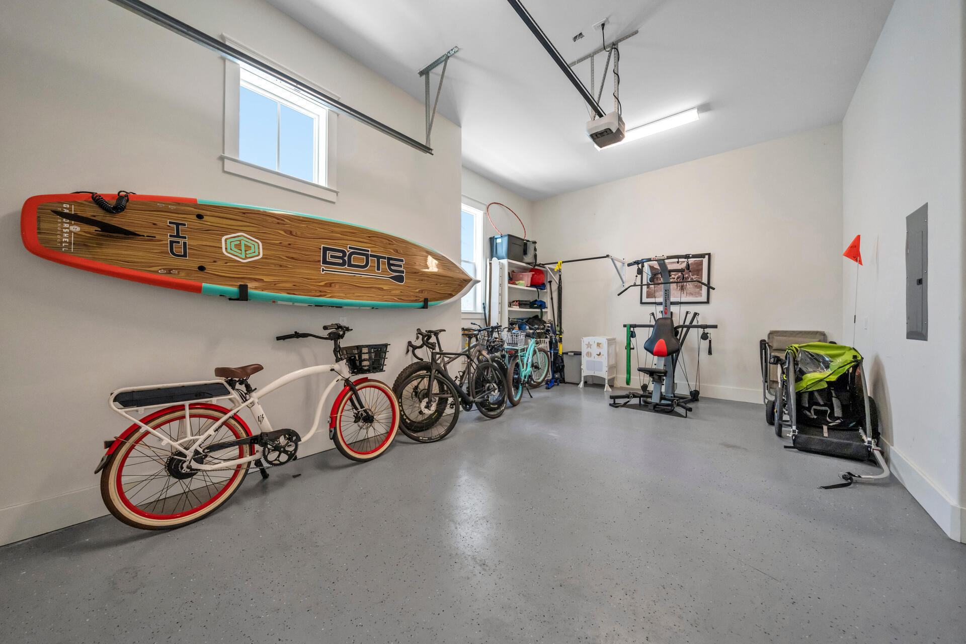 LAKESIDE AT BLUE MOUNTAIN BEACH - Residential