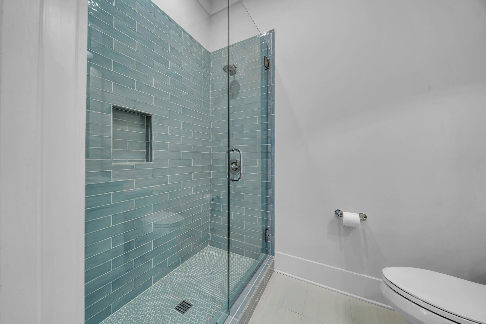 LAKESIDE AT BLUE MOUNTAIN BEACH - Residential