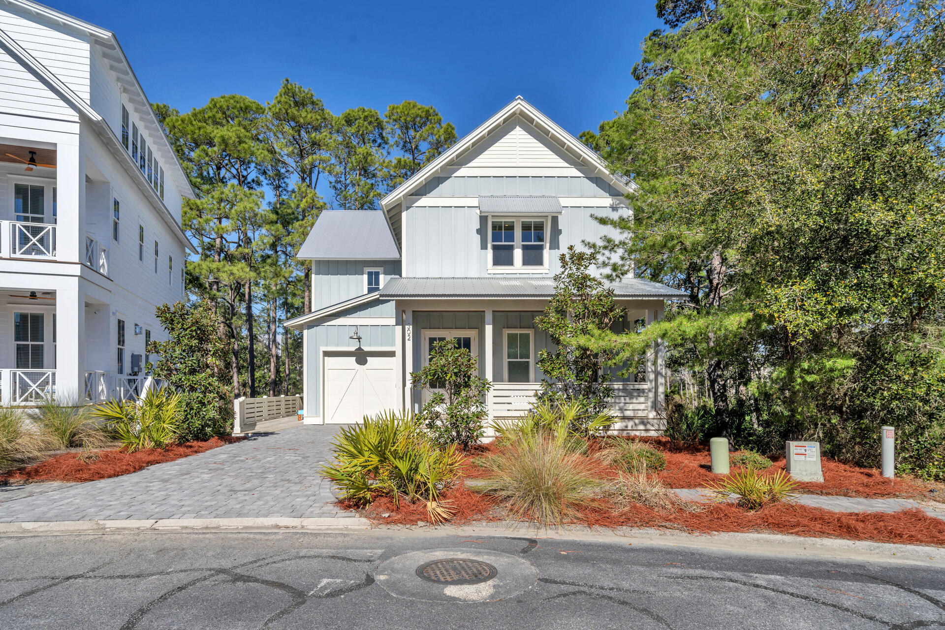 LAKESIDE AT BLUE MOUNTAIN BEACH - Residential