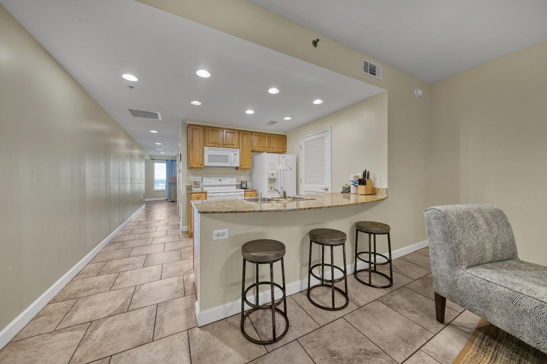 Splash Condominium - Residential