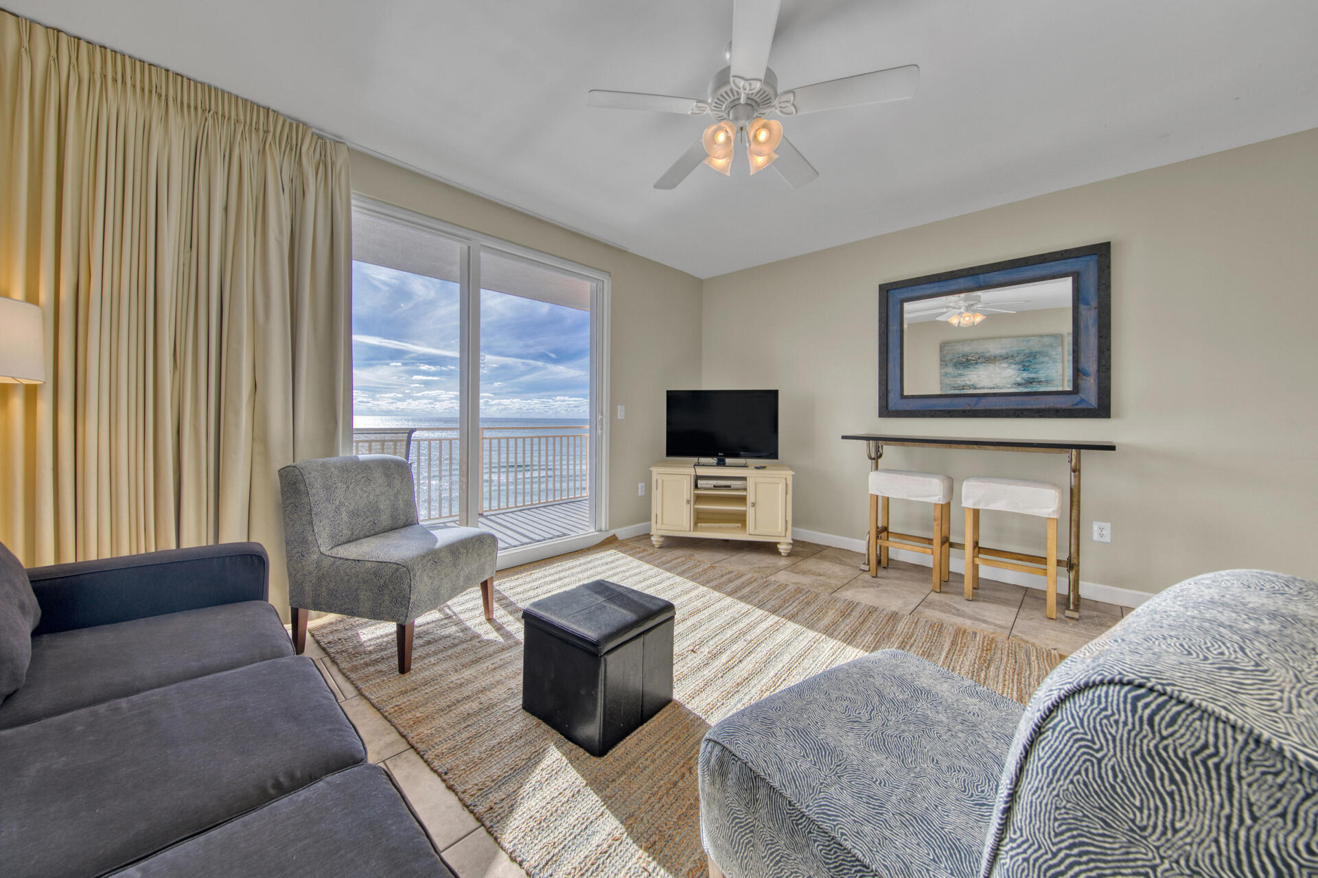 Splash Condominium - Residential