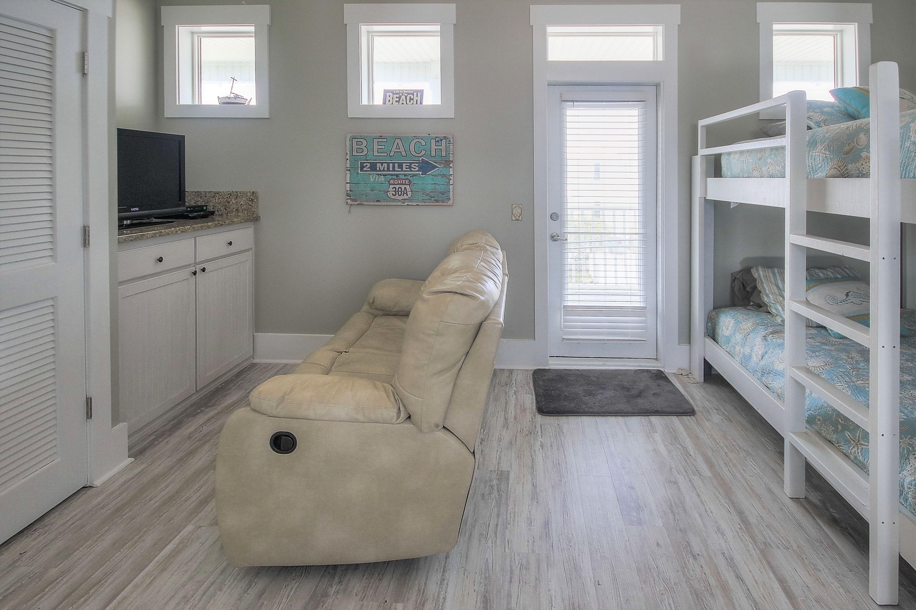 GULF SHORE MANOR - Residential