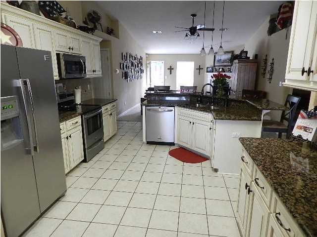 QUAYSIDE VILLAGE PH 2 - Residential