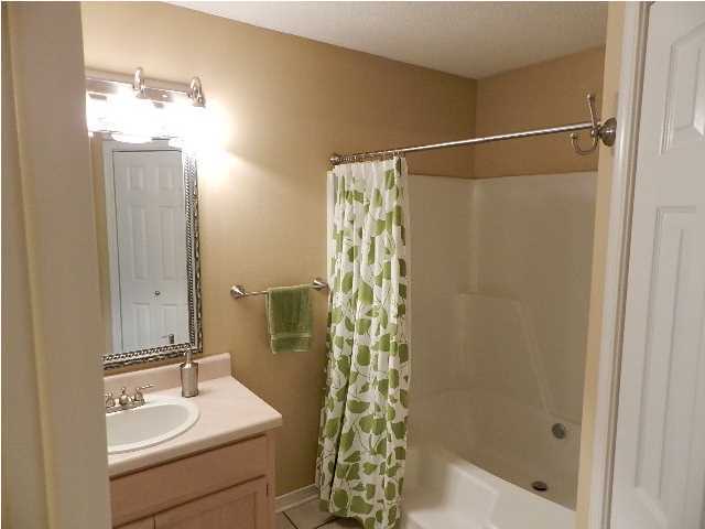 QUAYSIDE VILLAGE PH 2 - Residential