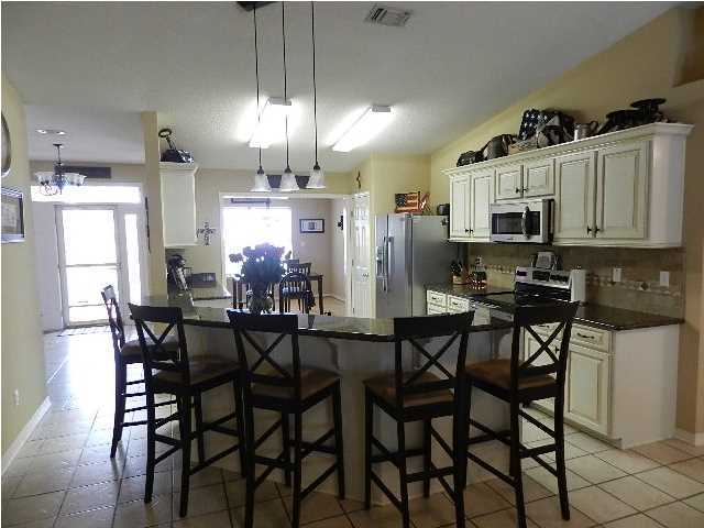 QUAYSIDE VILLAGE PH 2 - Residential