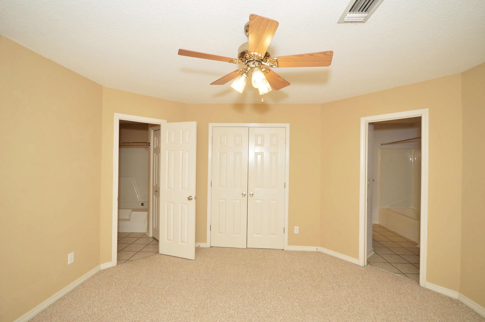 QUAYSIDE VILLAGE PH 2 - Residential