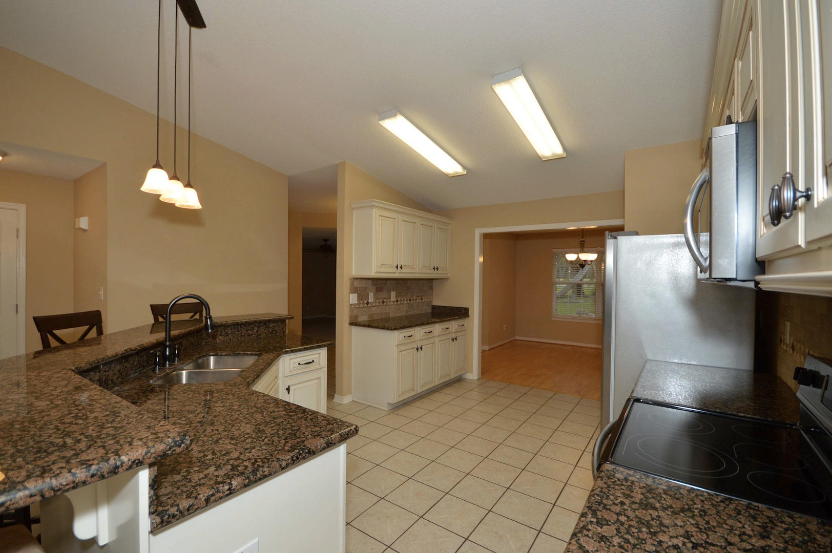 QUAYSIDE VILLAGE PH 2 - Residential