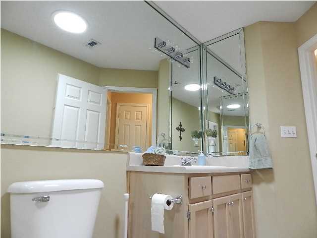 QUAYSIDE VILLAGE PH 2 - Residential