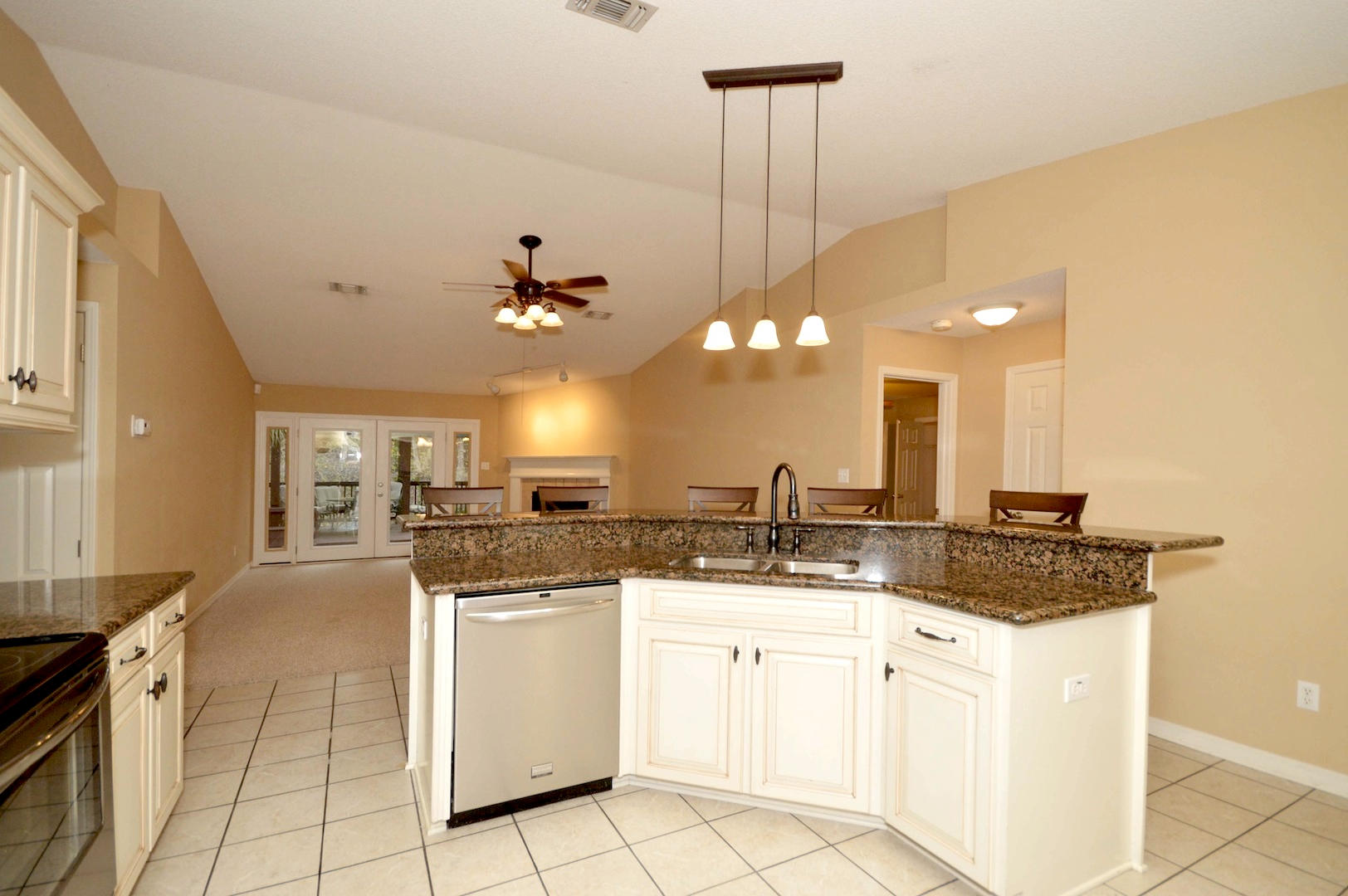 QUAYSIDE VILLAGE PH 2 - Residential