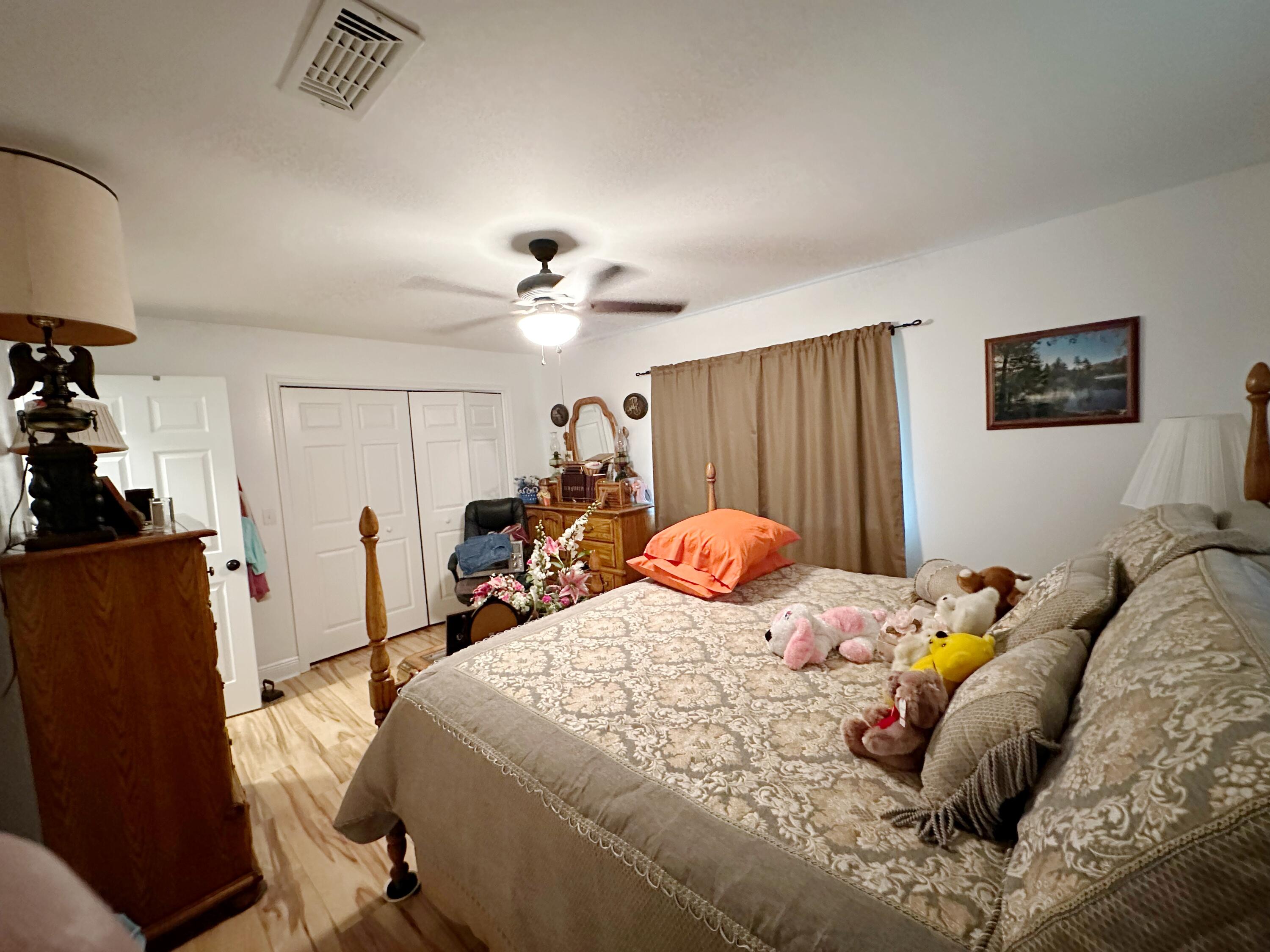 NO RECORDED SUBDIVISION - Residential