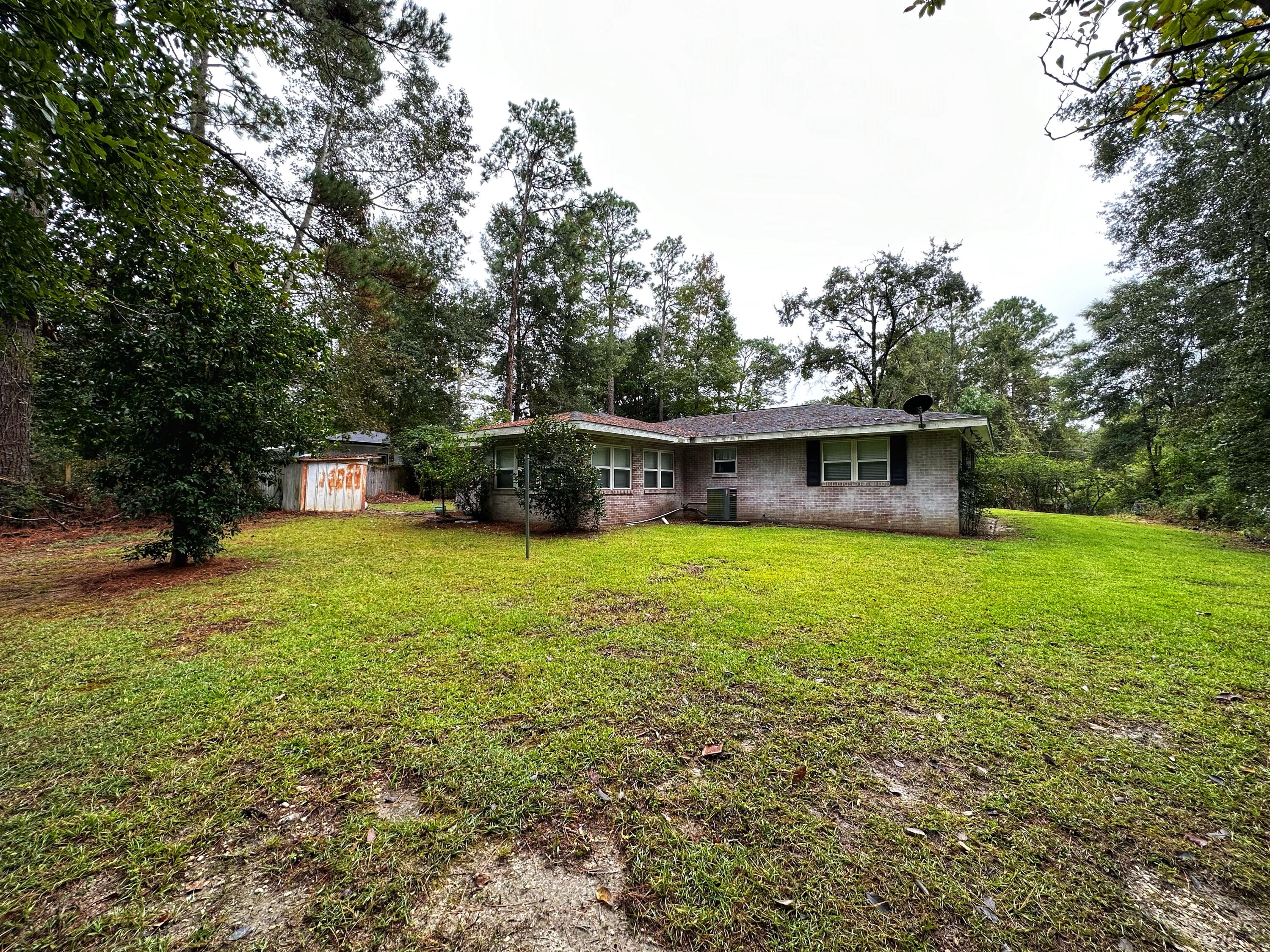 NO RECORDED SUBDIVISION - Residential