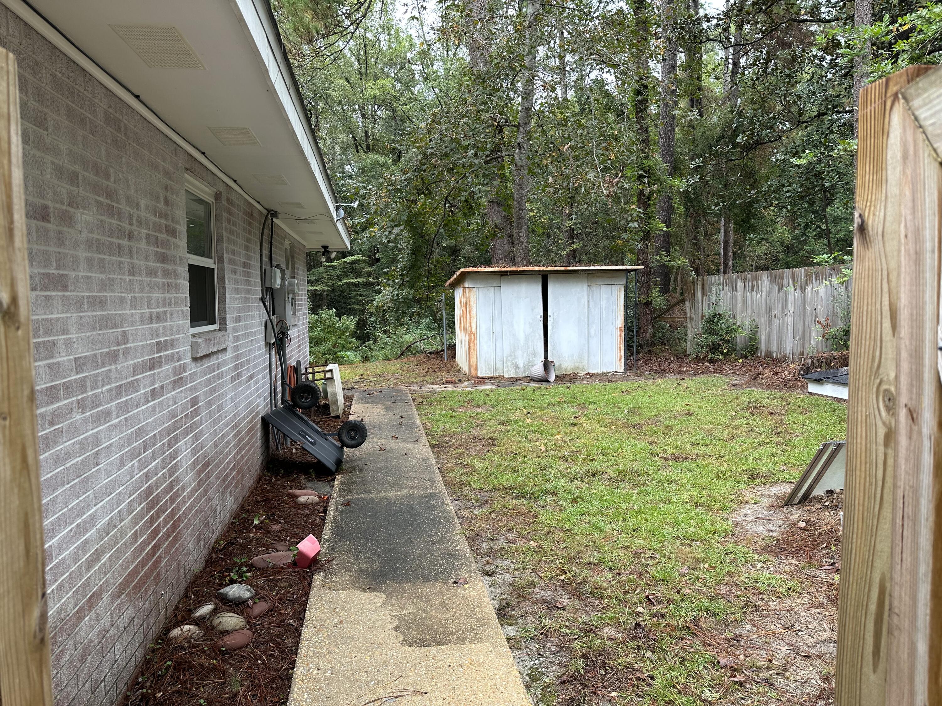 NO RECORDED SUBDIVISION - Residential