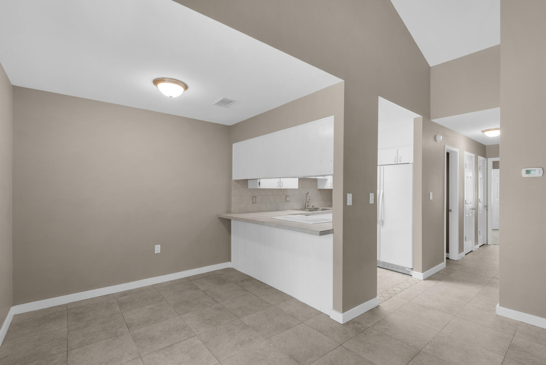 PILLAR OAKS - Residential Lease