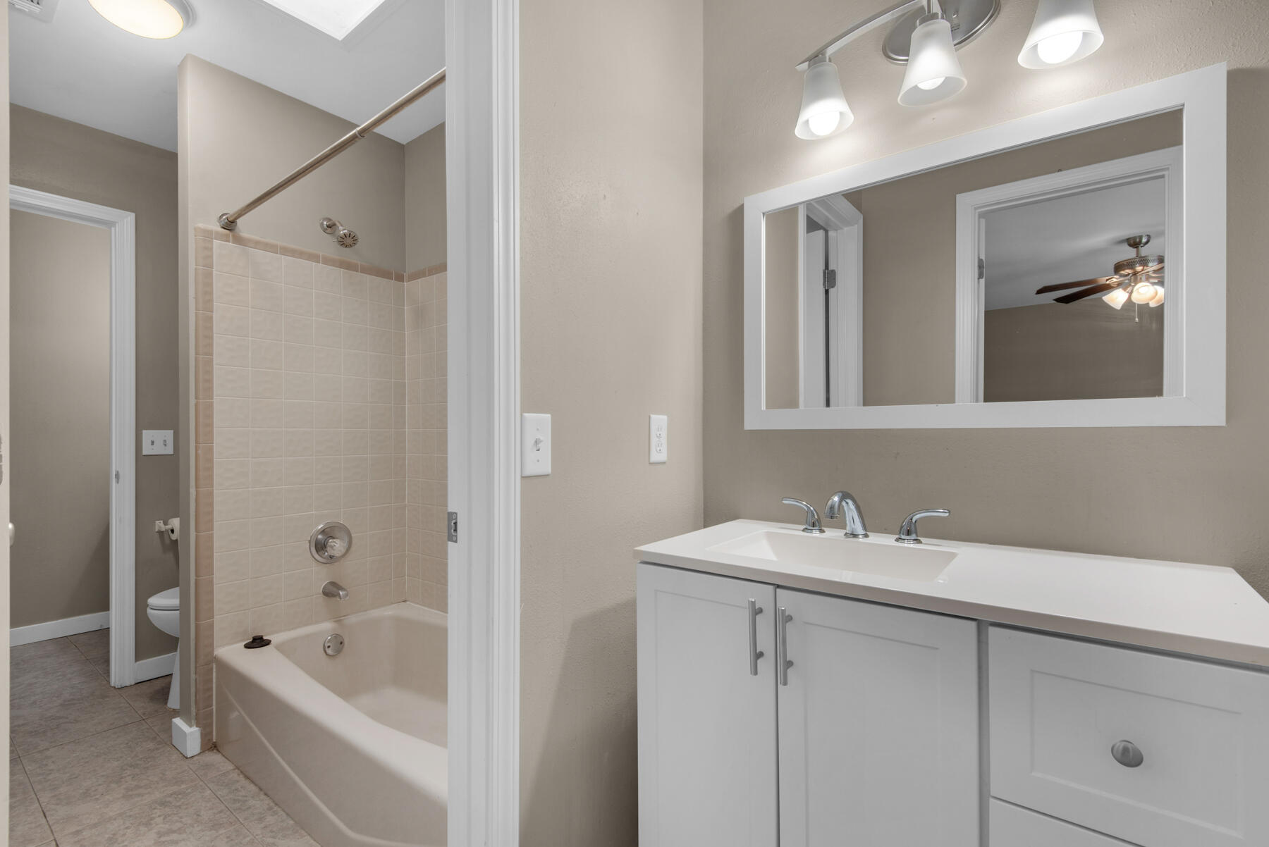 PILLAR OAKS - Residential Lease