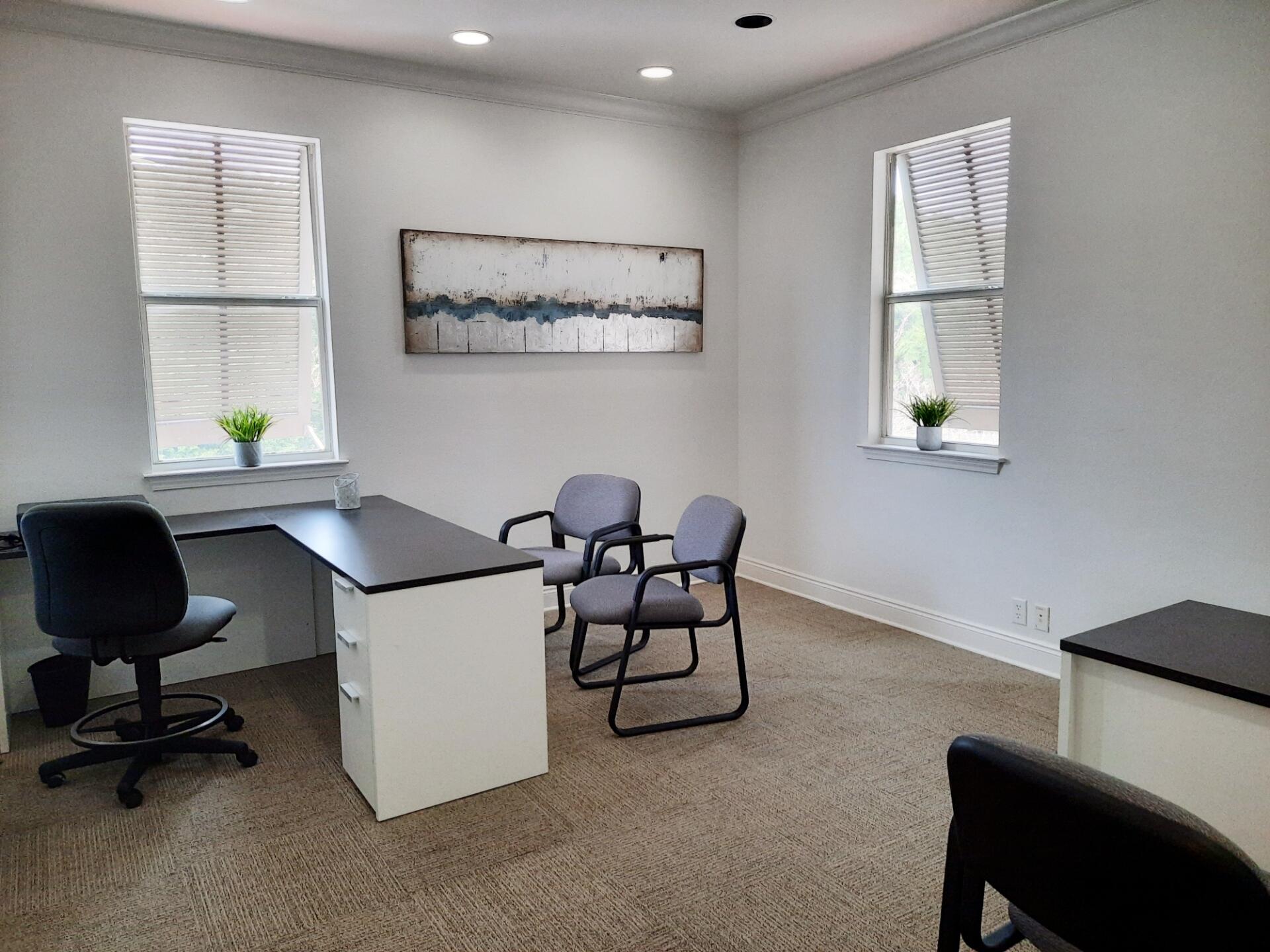 Call Stephanie Phillips for showing instructions 850-585-3197