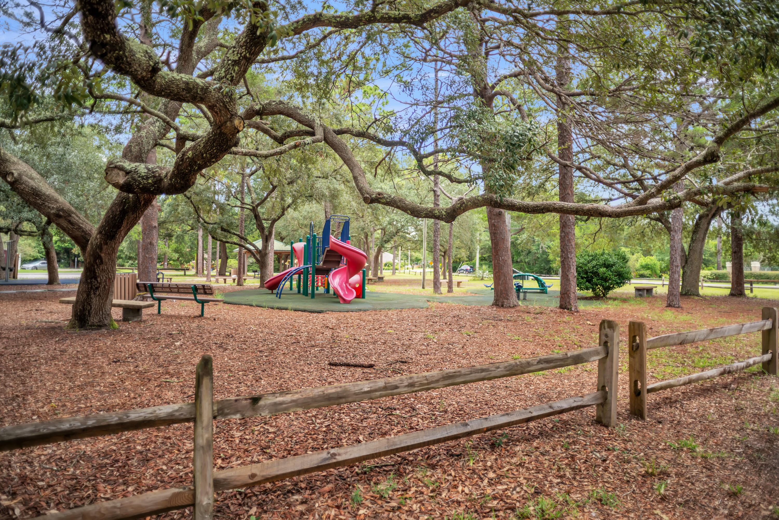 BAYOU POQUITO LOT 9 BLK 4 - Residential