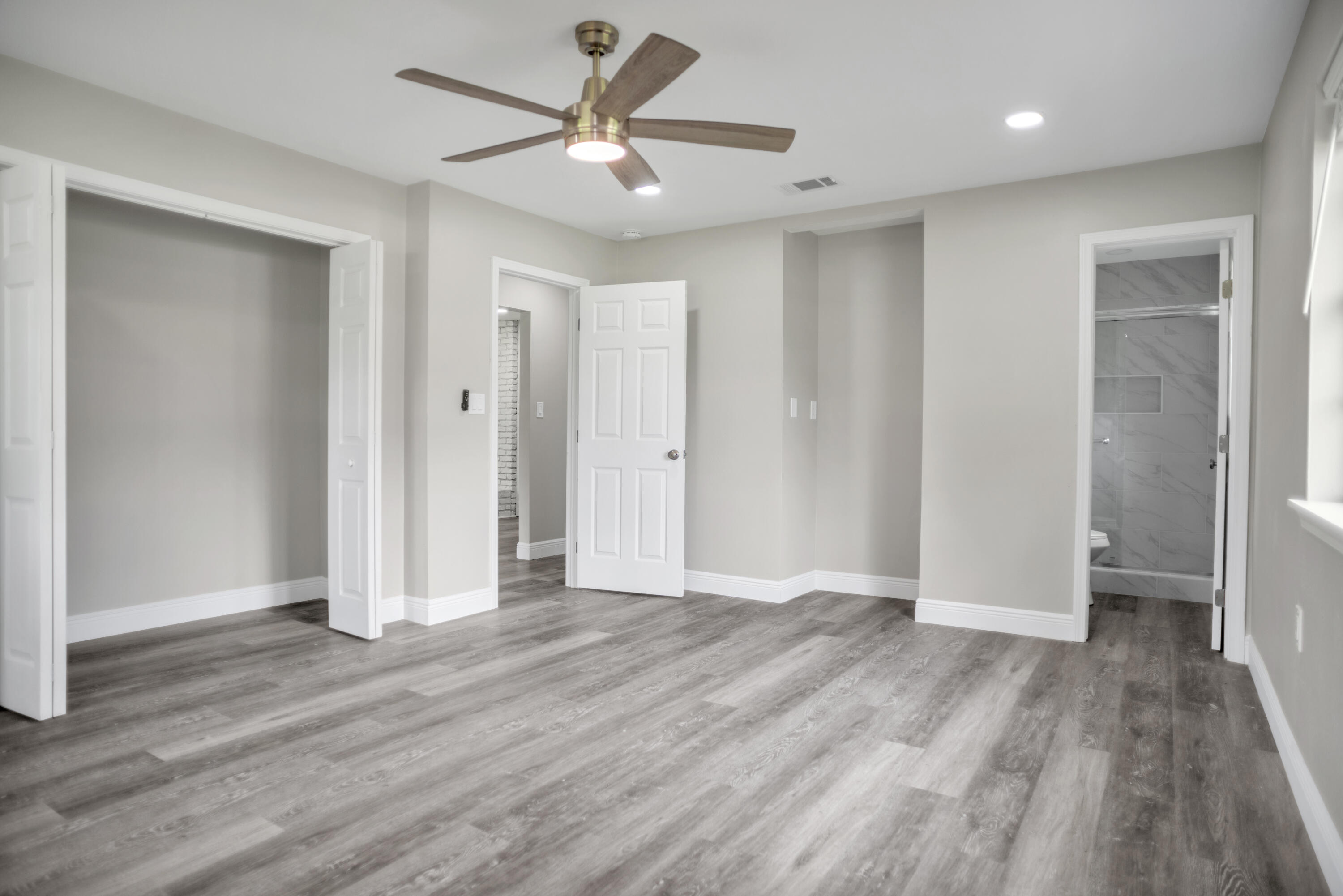BAYOU POQUITO LOT 9 BLK 4 - Residential