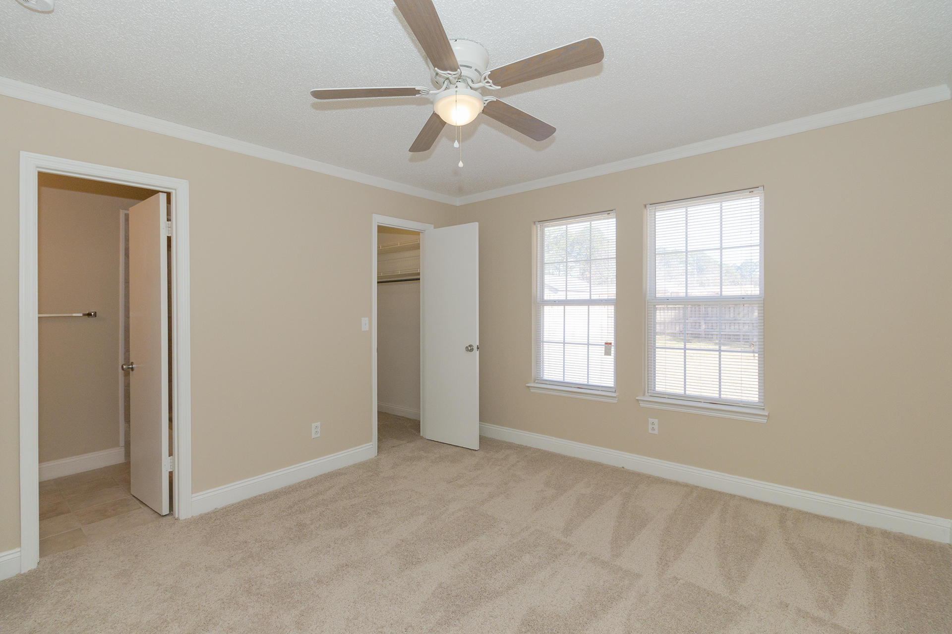 PINE MEADOWS - Residential