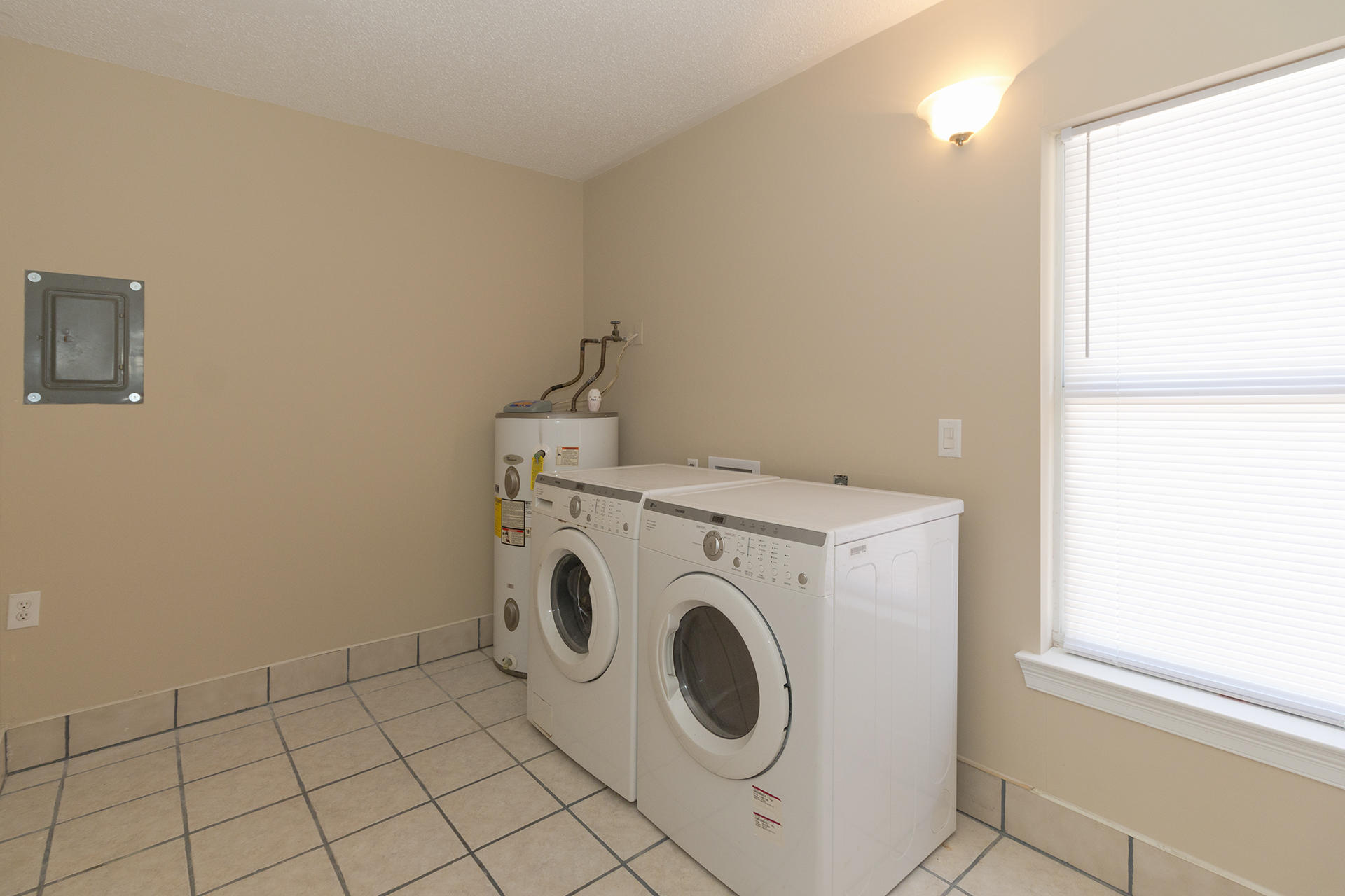 PINE MEADOWS - Residential