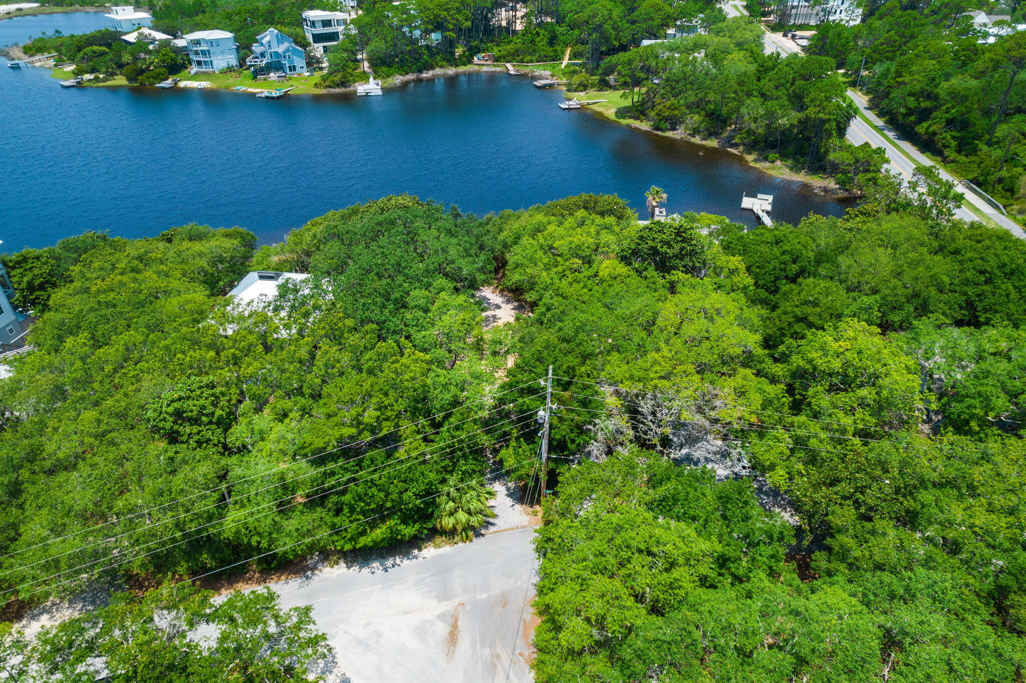 BEACH HIGHLAND - Land