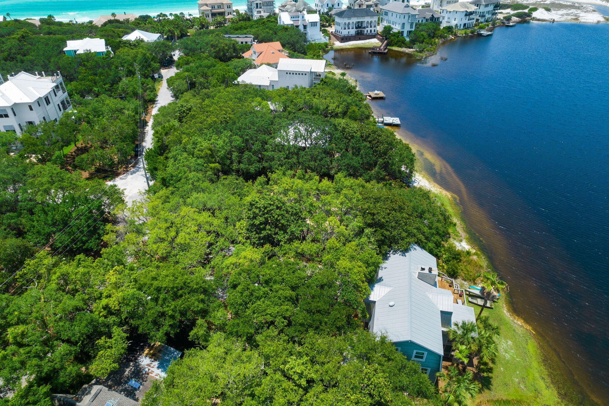 BEACH HIGHLAND - Land