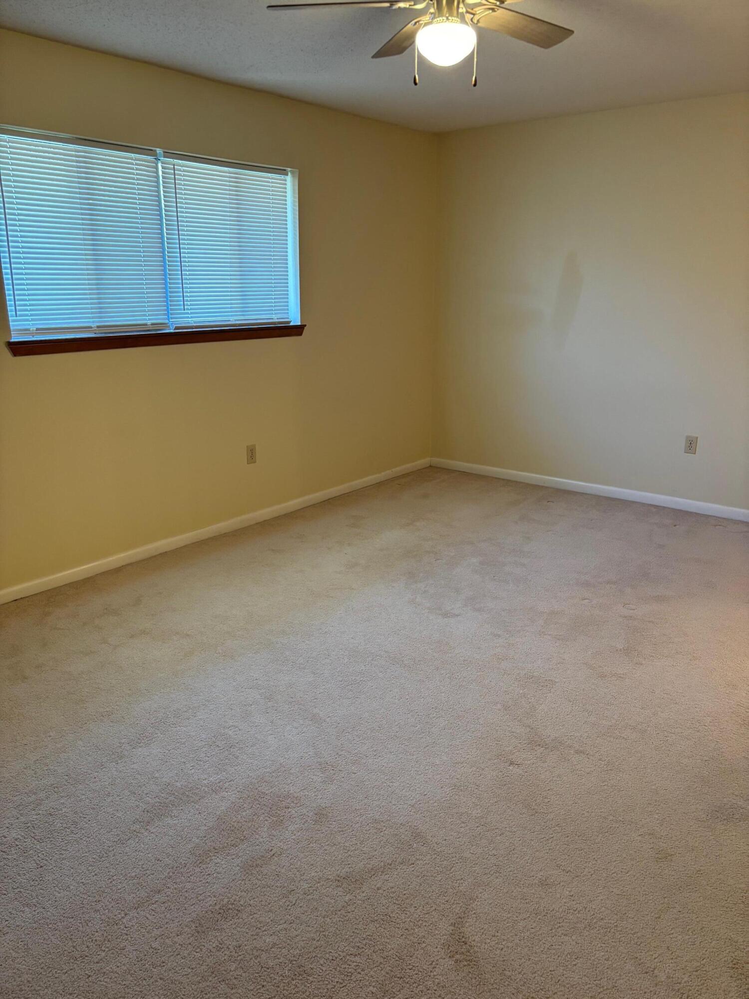 FOREST VIEW T/H - Residential Lease
