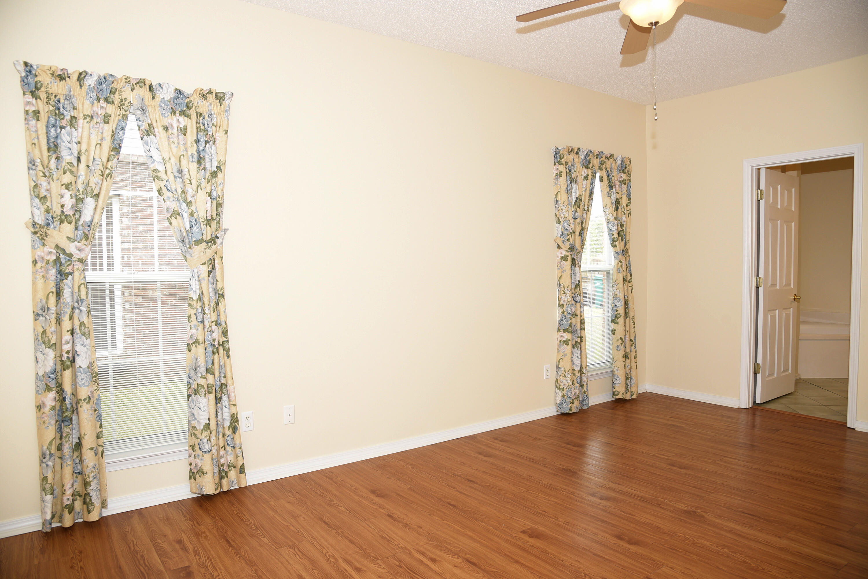 PARKWOOD COVE AT BLUEWATER BAY - Residential Lease